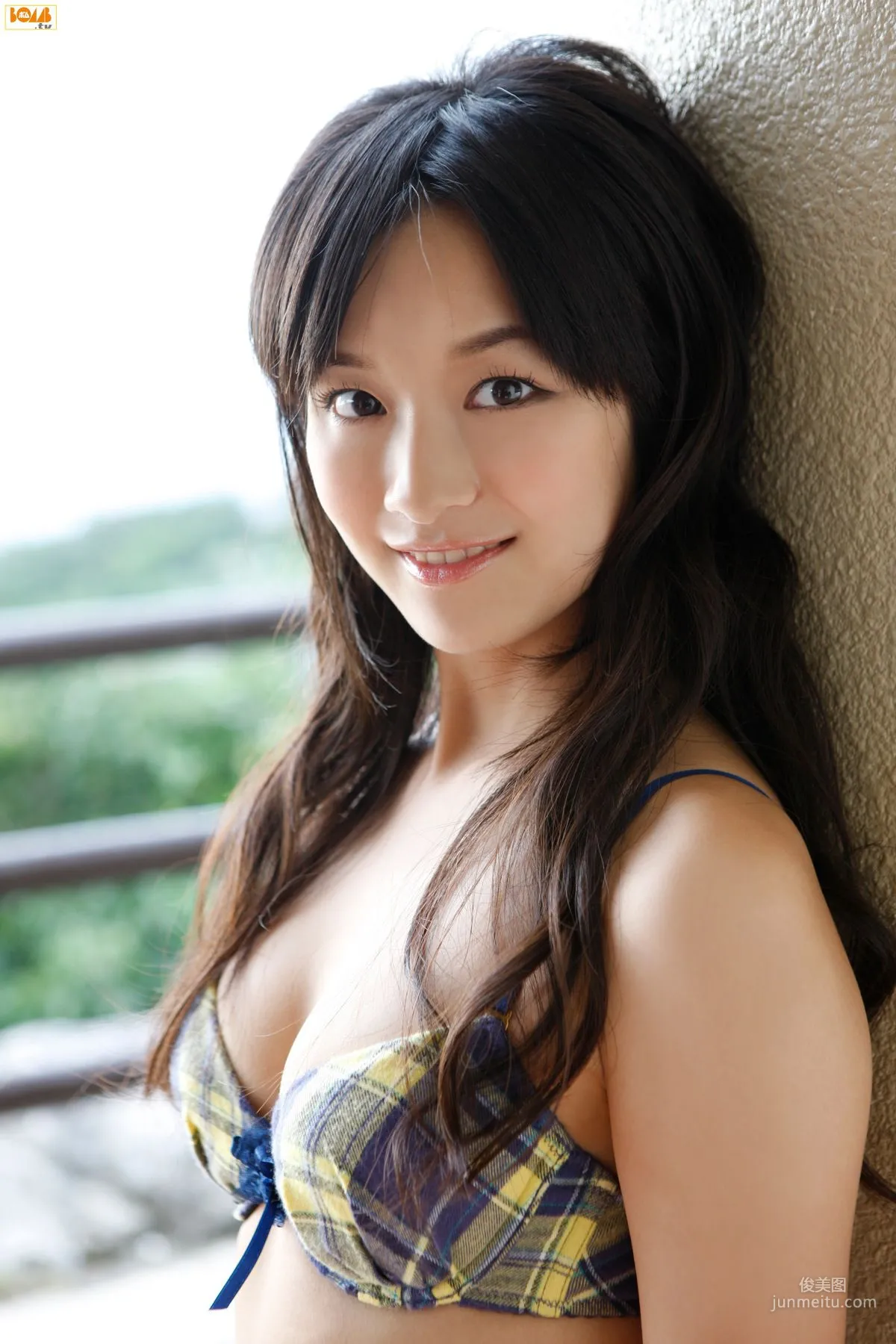 Hitomi Miyake Idoling!!! Photo Set [Bomb.TV] 2010 No.08 photo 12