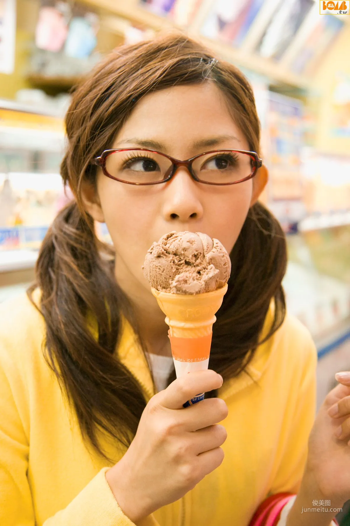 [Bomb.TV] 2009 November Issue Rika Sato Photo Set photo 6
