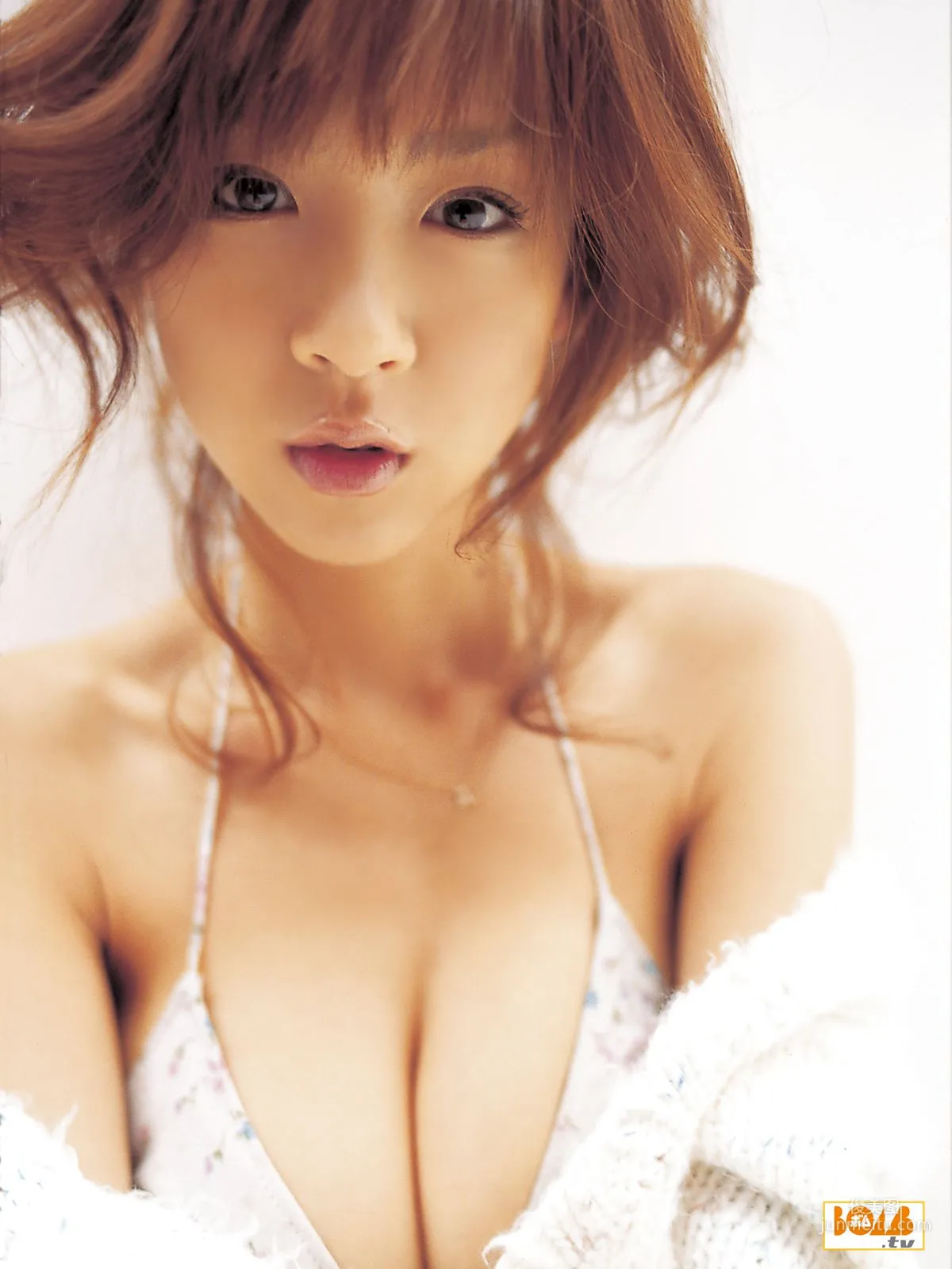 [Bomb.TV] 2008 No.03 Aki Hoshino Photo Set photo 32