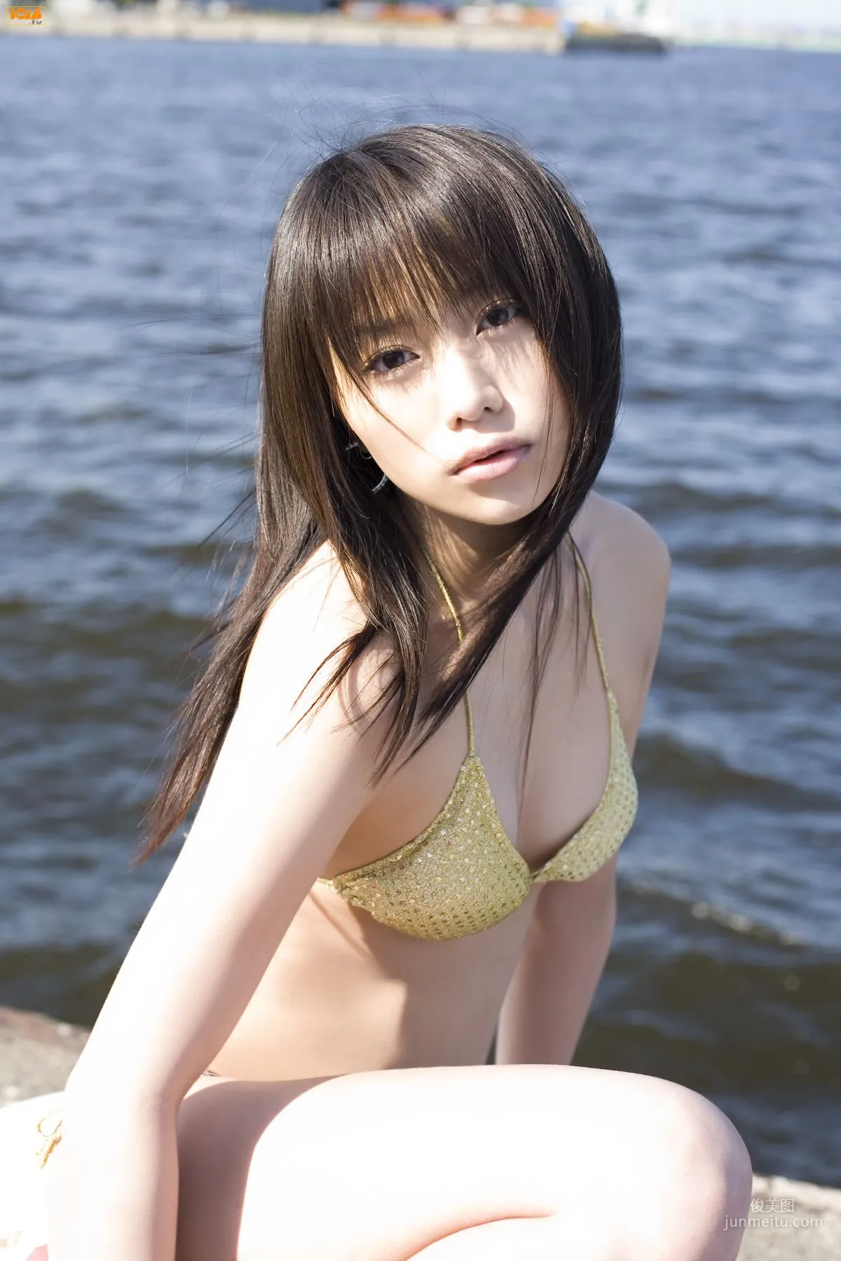 [Bomb.TV] 2007 No.08 Hitomi Kaikawa Photo Set photo 30