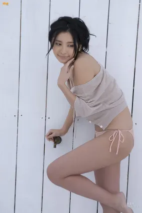 [Bomb.TV] 2008年05月刊 山崎真実 Mami Yamasaki 寫真集