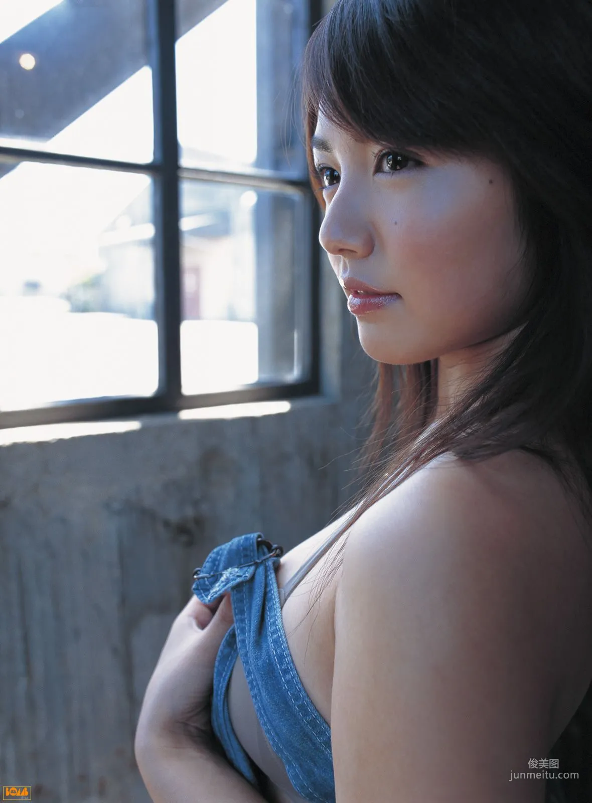 [Bomb.TV] June 2005 Issue Isoyama Sayaka Sayaka Isoyama Photo Set photo 7