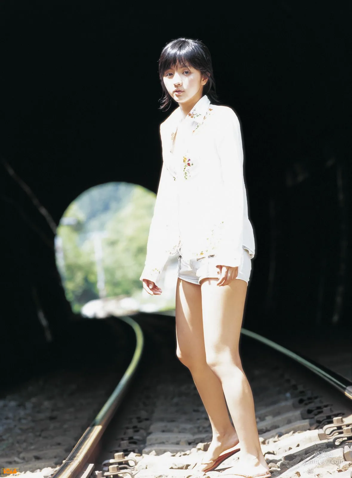 [Bomb.TV] 2005 No.08 Hikari Mitsushima Photo Set photo 2