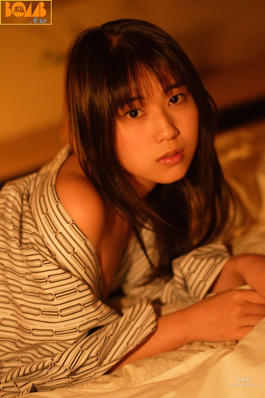[Bomb.TV] 2005 October Issue Megum Amano Channel B Photo Set photo 16