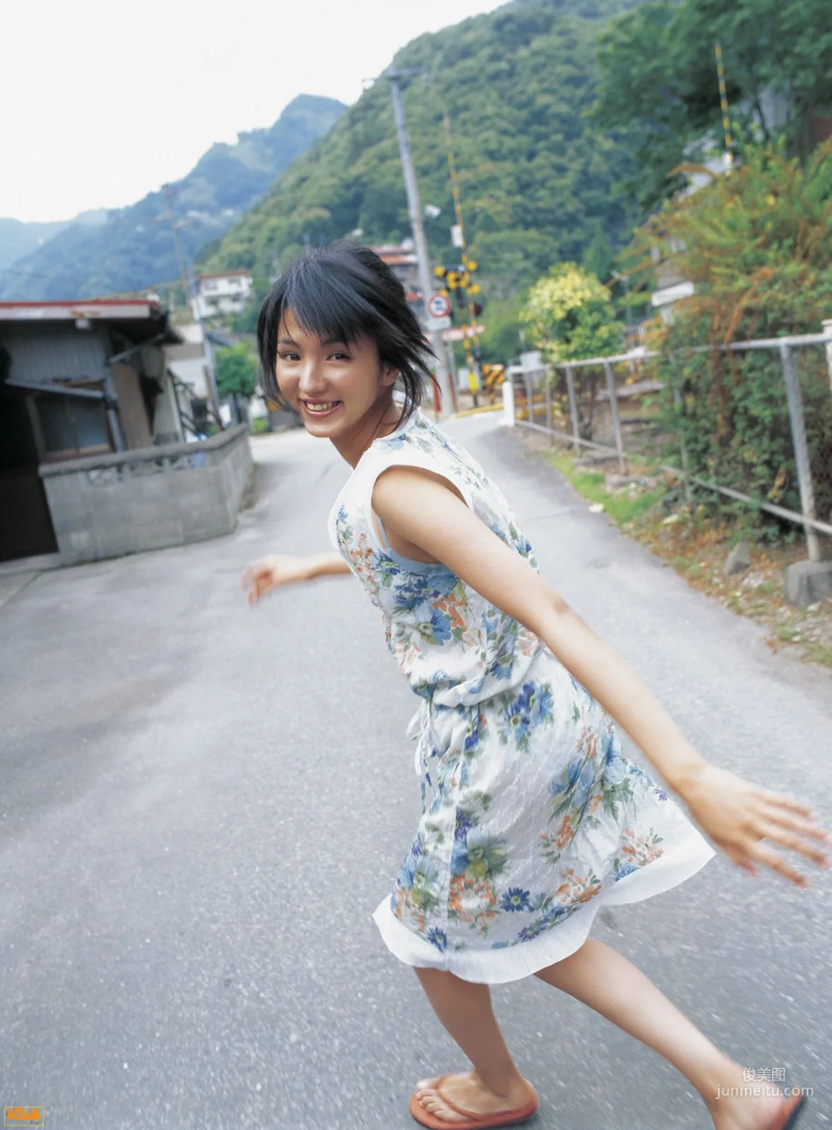 [Bomb.TV] 2005 No.08 Hikari Mitsushima Photo Set photo 4