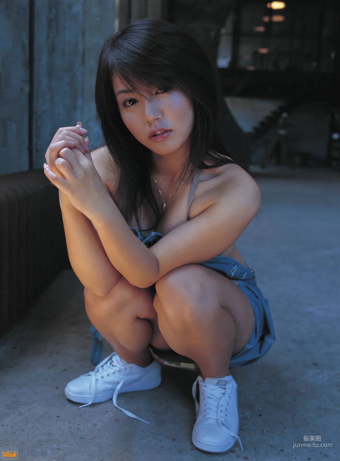 [Bomb.TV] June 2005 Issue Isoyama Sayaka Sayaka Isoyama Photo Set photo 10