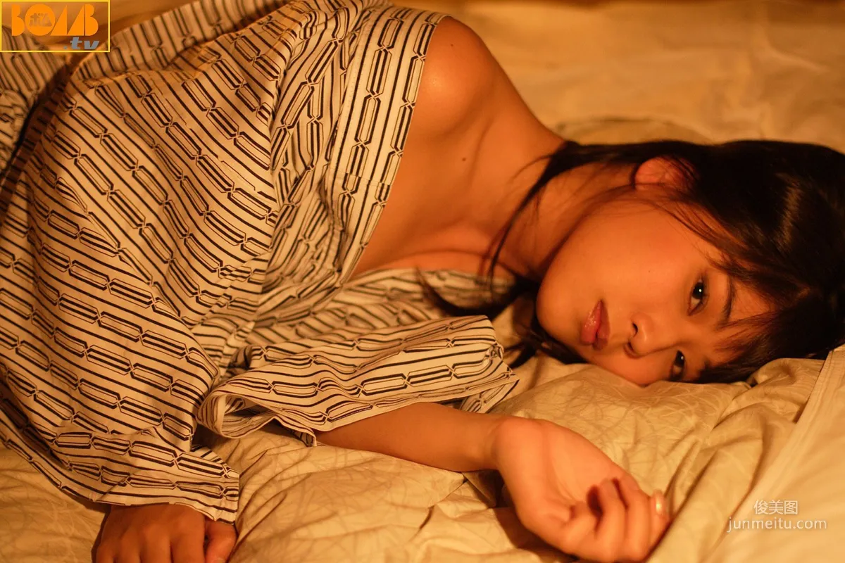 [Bomb.TV] 2005 October Issue Megum Amano Channel B Photo Set photo 21