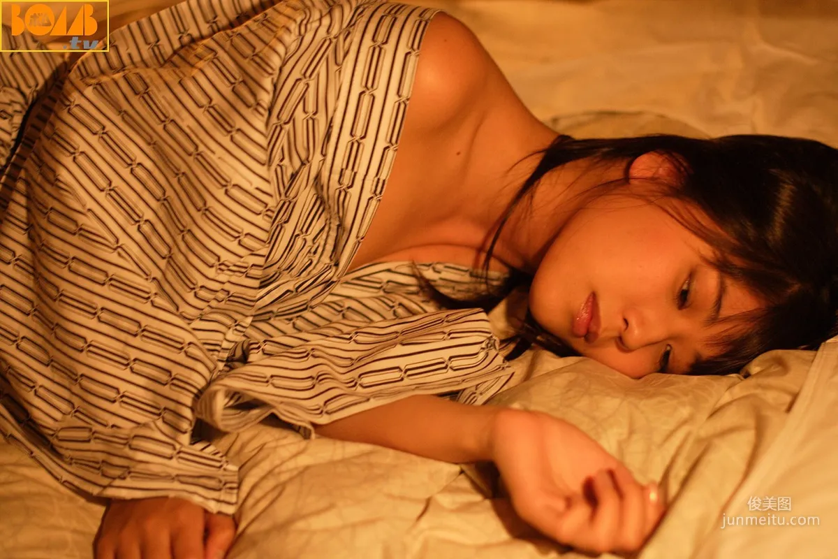 [Bomb.TV] 2005 October Issue Megum Amano Channel B Photo Set photo 22
