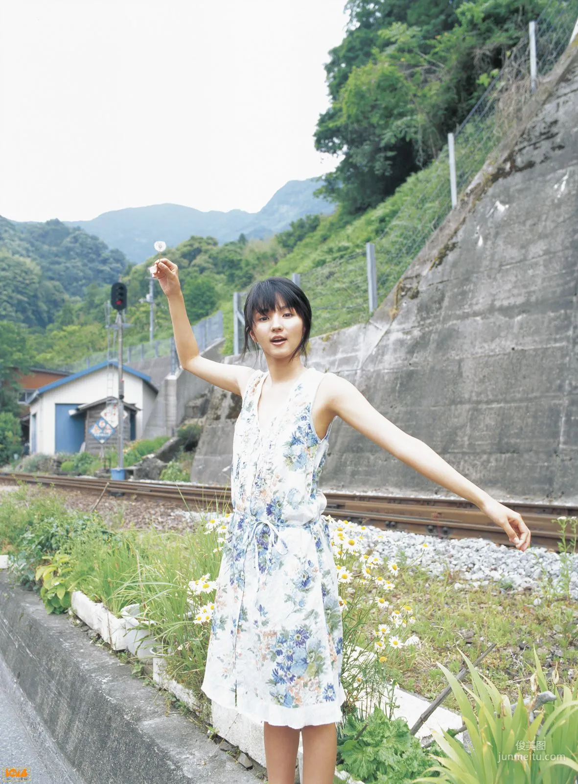[Bomb.TV] 2005 No.08 Hikari Mitsushima Photo Set photo 7