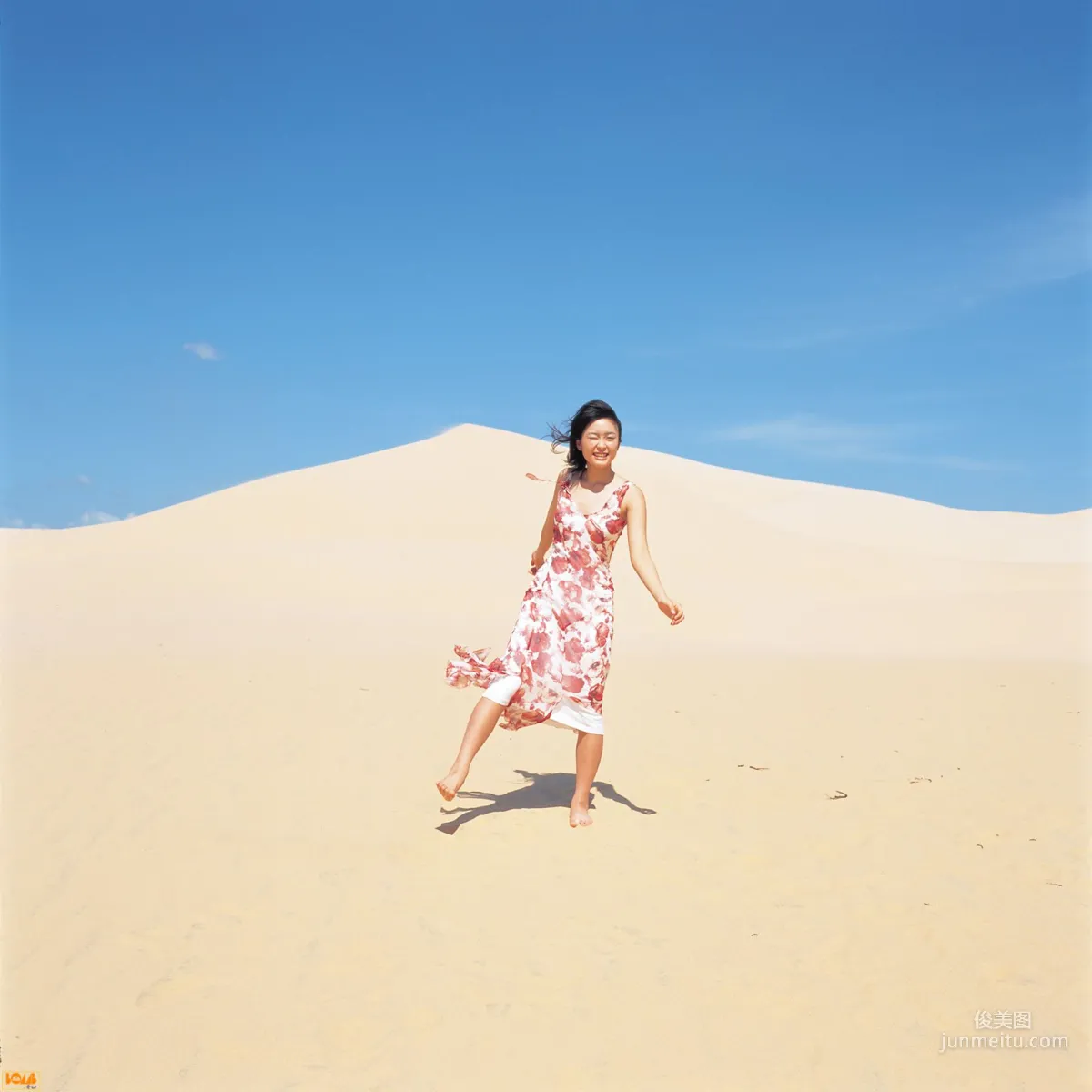 黒川芽以《Nina – Special Wallpaper》 寫真集 [Bomb.TV] 2004年12月刊 14