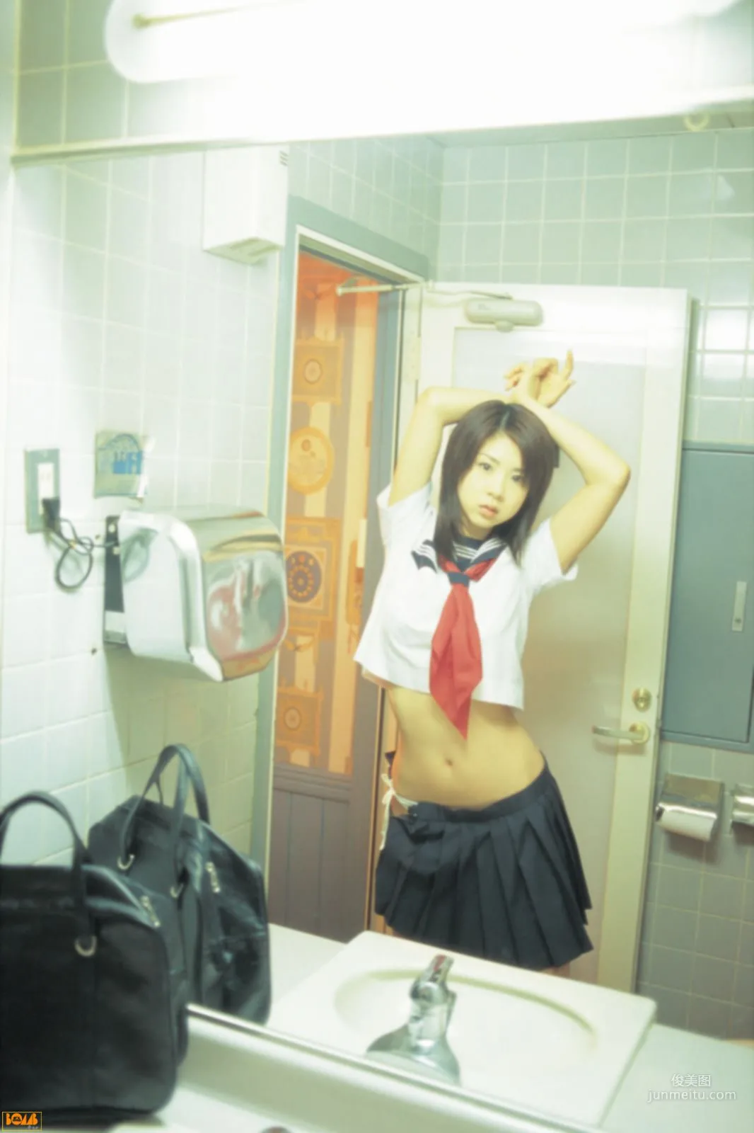 [Bomb.TV] Aki Hoshino ほしのあき/星野亜希 寫真集 40