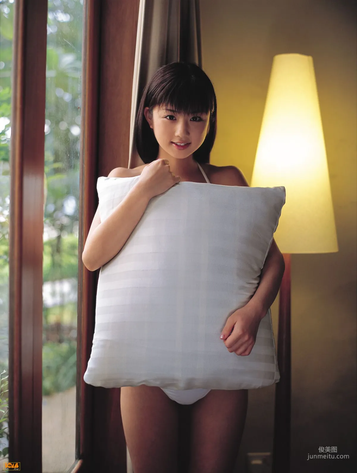 [Bomb.TV] Yuko Ogura 小倉優子 02 写真集37