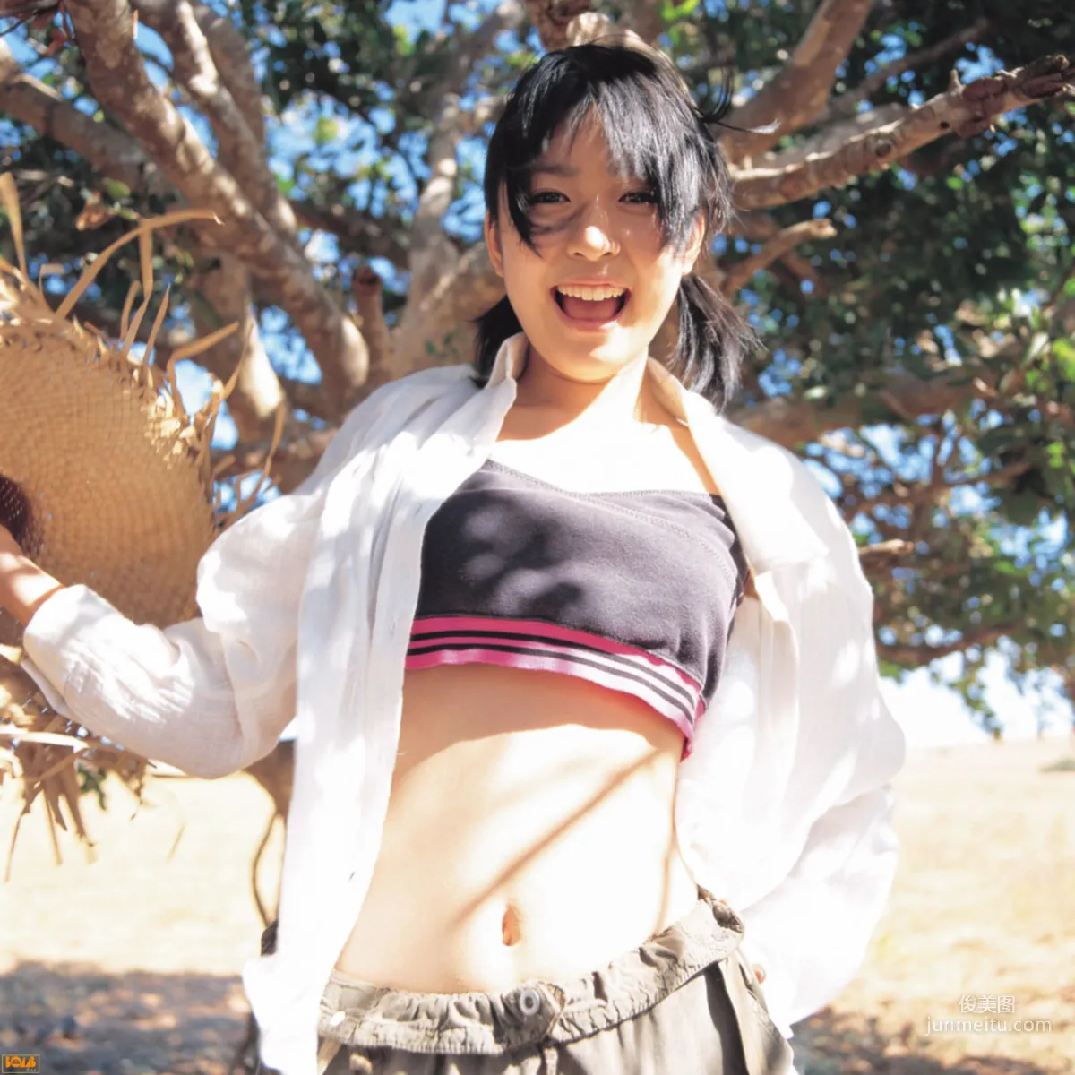 黒川芽以《Nina – Special Wallpaper》 寫真集 [Bomb.TV] 2004年12月刊 11