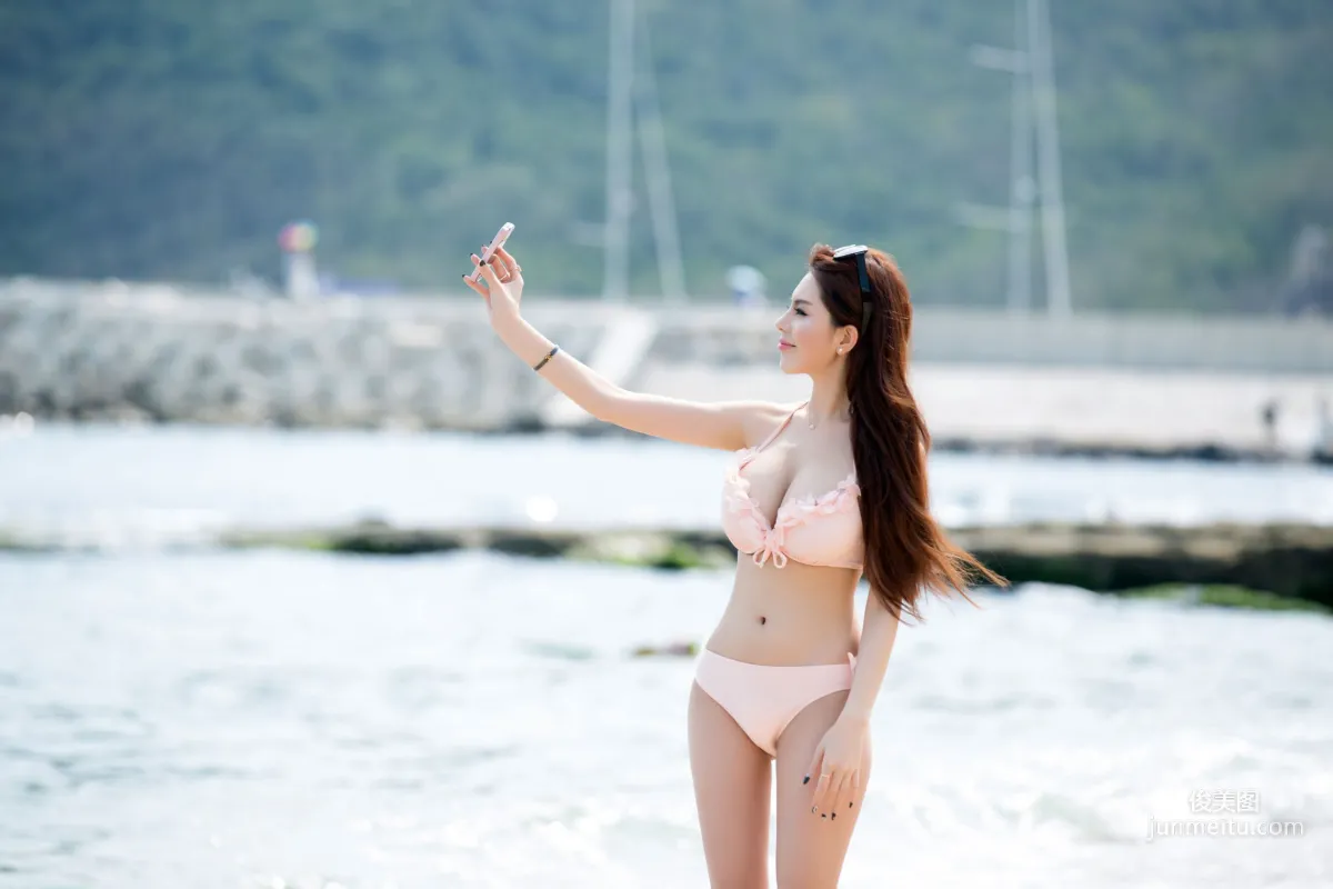 Zhao Weiyi, Sanya Seaside Beach Bikini [TuiGirl] No.070 Photo Set photo 1