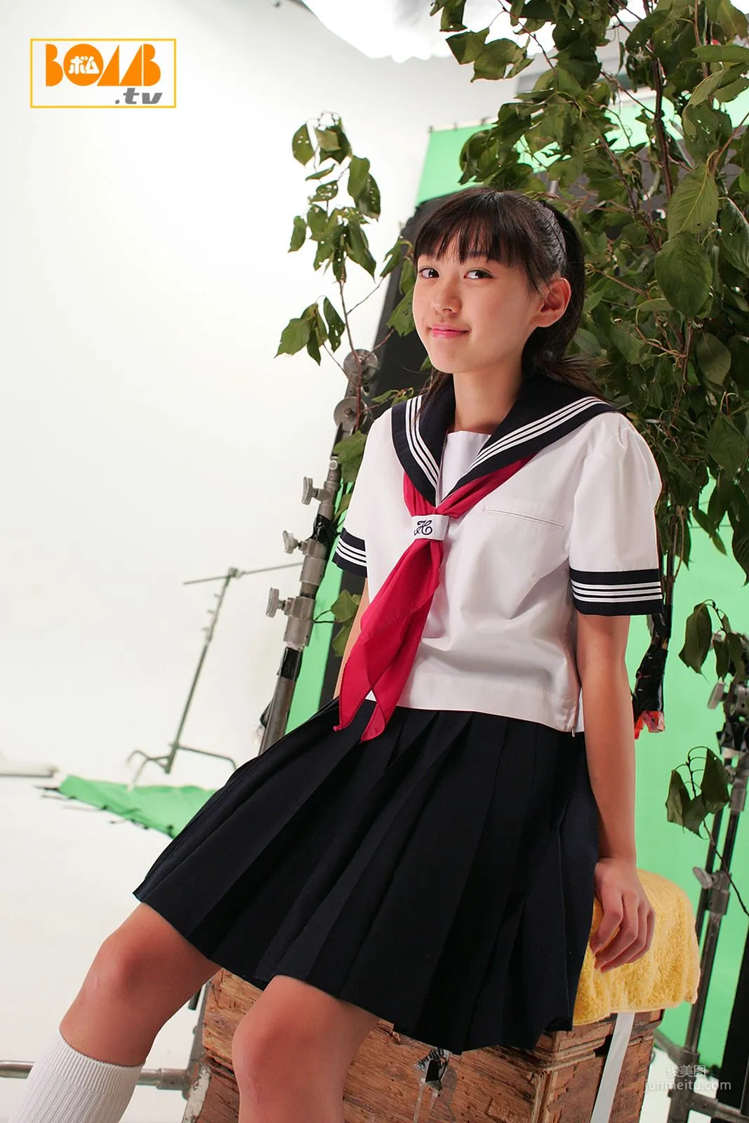 [Bomb.TV] Suika 日本蘿莉少女3 寫真集 2