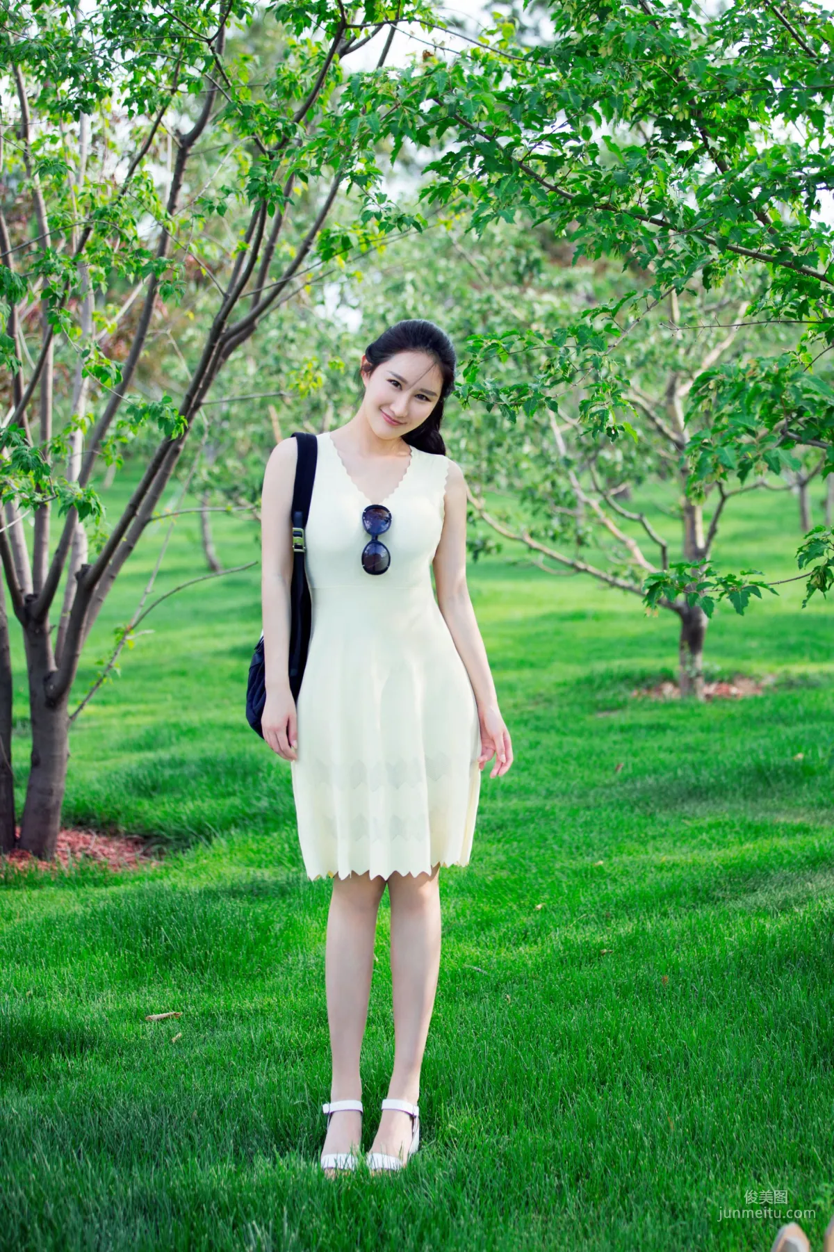 Tan Bing, The Beauty of Charm and Plumpness, Sexy to the Bone [TuiGirl] No.056 Photo Set photo 14