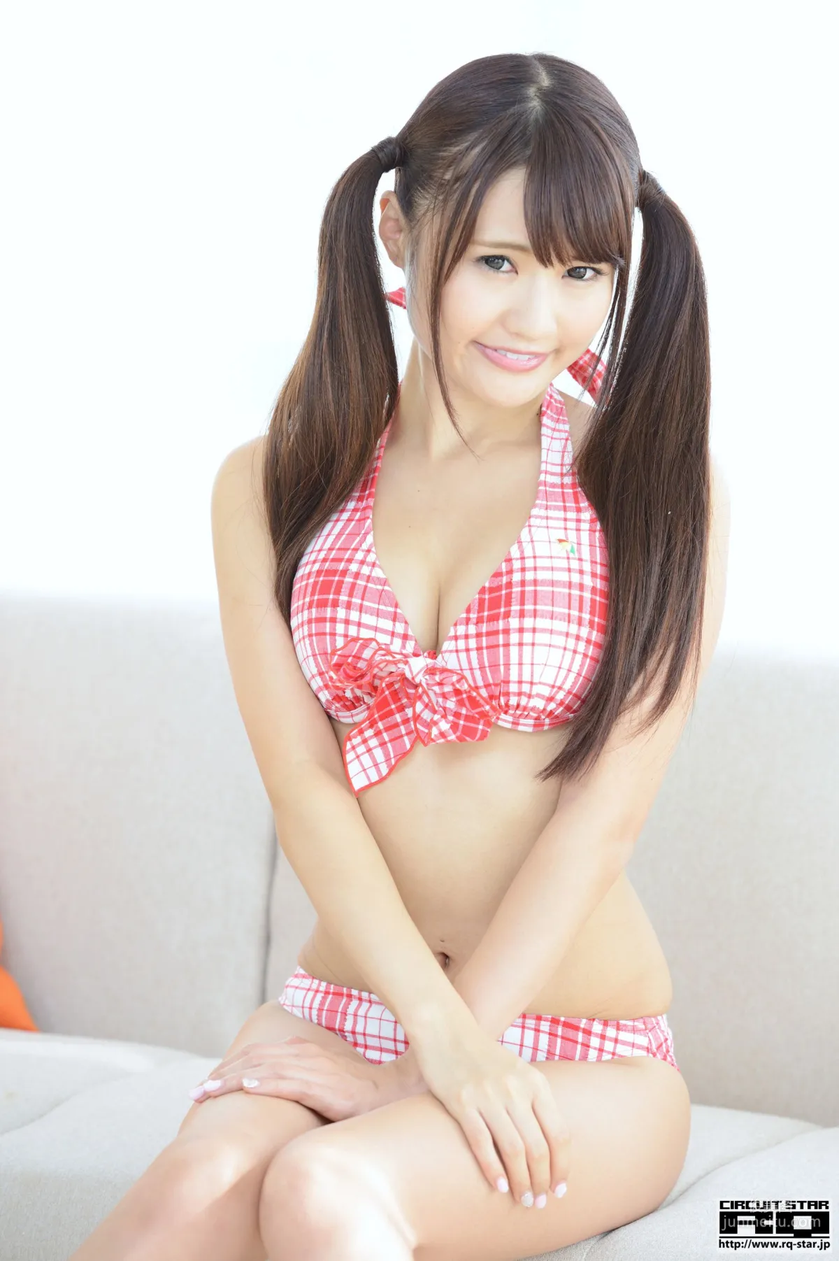 [RQ-STAR] NO.00951 Kanae Nakamura 中村奏絵 Swim Suits 寫真集 33