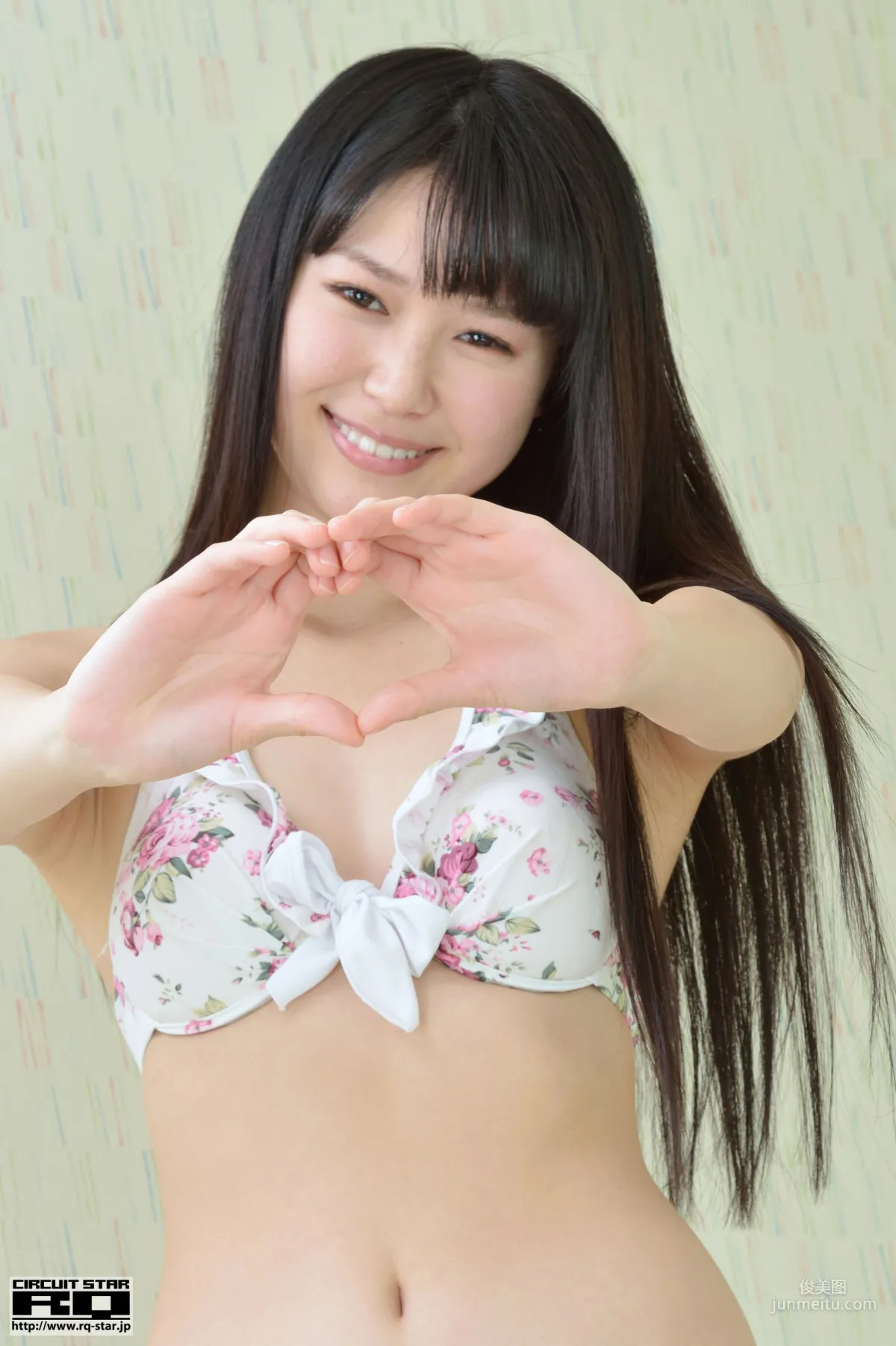 [RQ-STAR] NO.01041 Tsukasa Arai 荒井司/荒井つかさ Swim Suits 寫真集 97