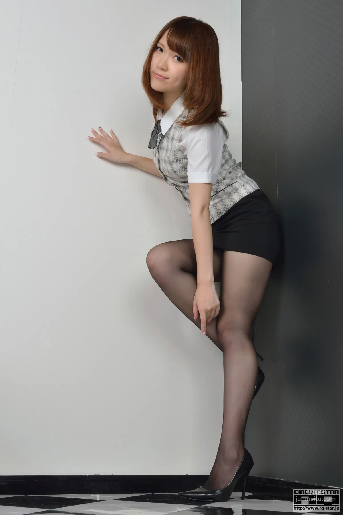[RQ-STAR] NO.00993 Ayaka Takahashi 高橋あやか Office Lady 黑絲OL 寫真集 21