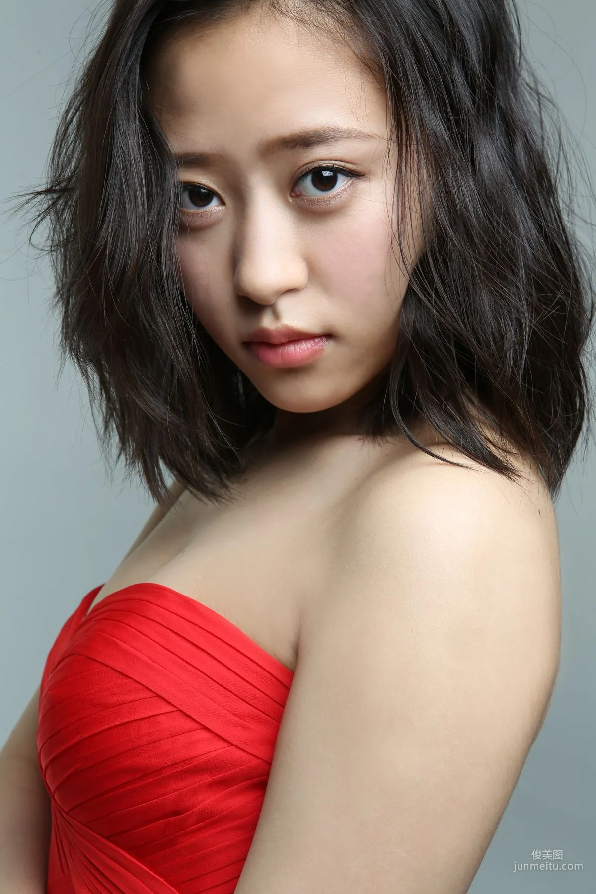 Sakura Oda [Hello! Project Digital Books] Vol.148 Photo Set photo 92