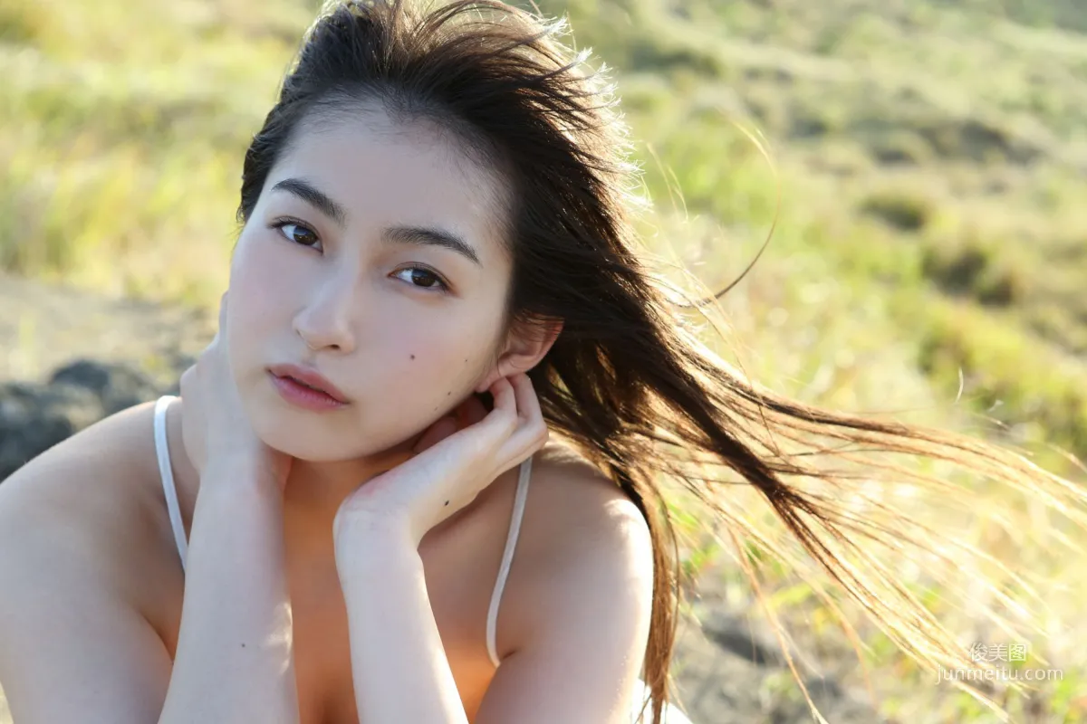 Akari Uemura [Hello! Project Digital Books] Vol.151 Photo Set photo 68