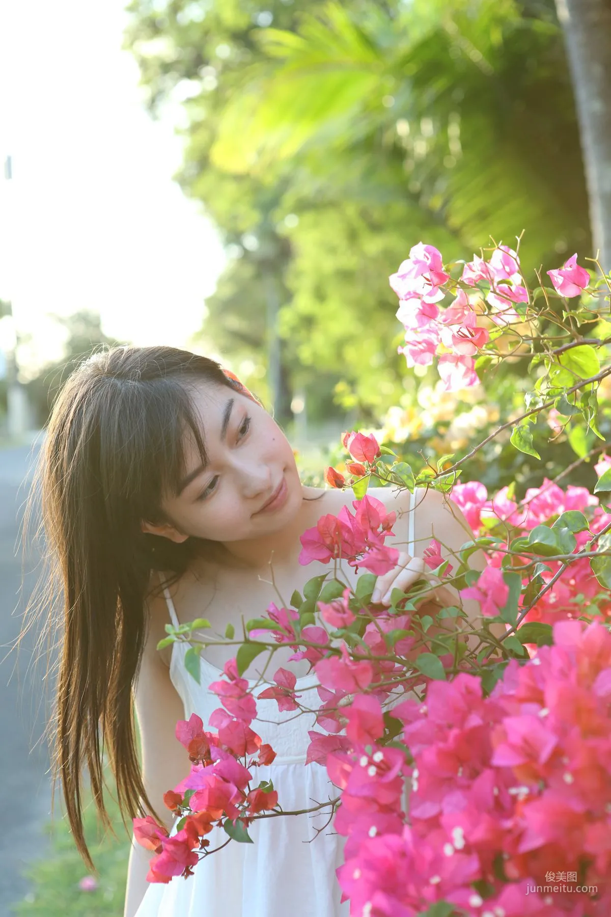 Akari Uemura [Hello! Project Digital Books] Vol.151 Photo Set photo 79