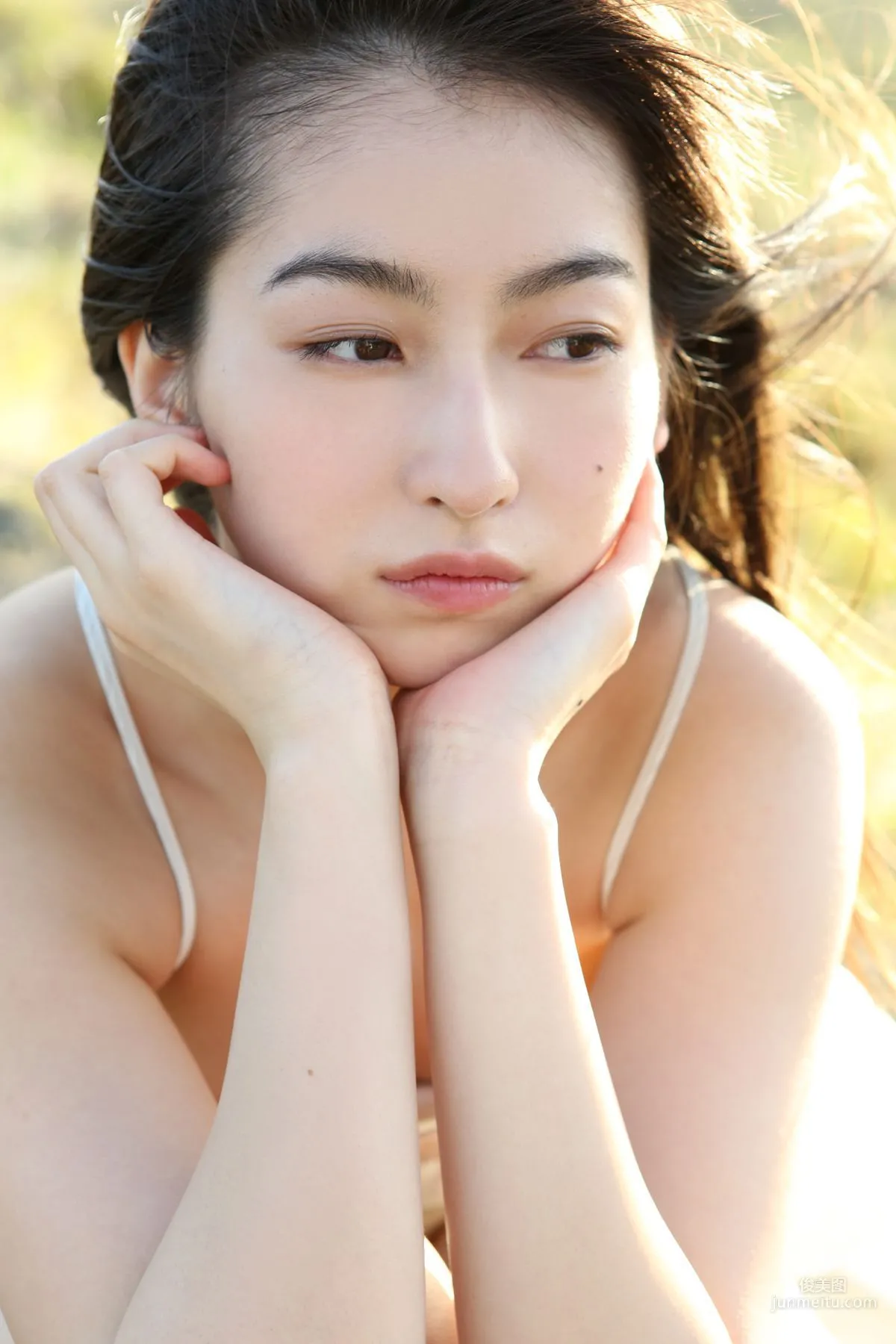 Akari Uemura [Hello! Project Digital Books] Vol.151 Photo Set photo 65