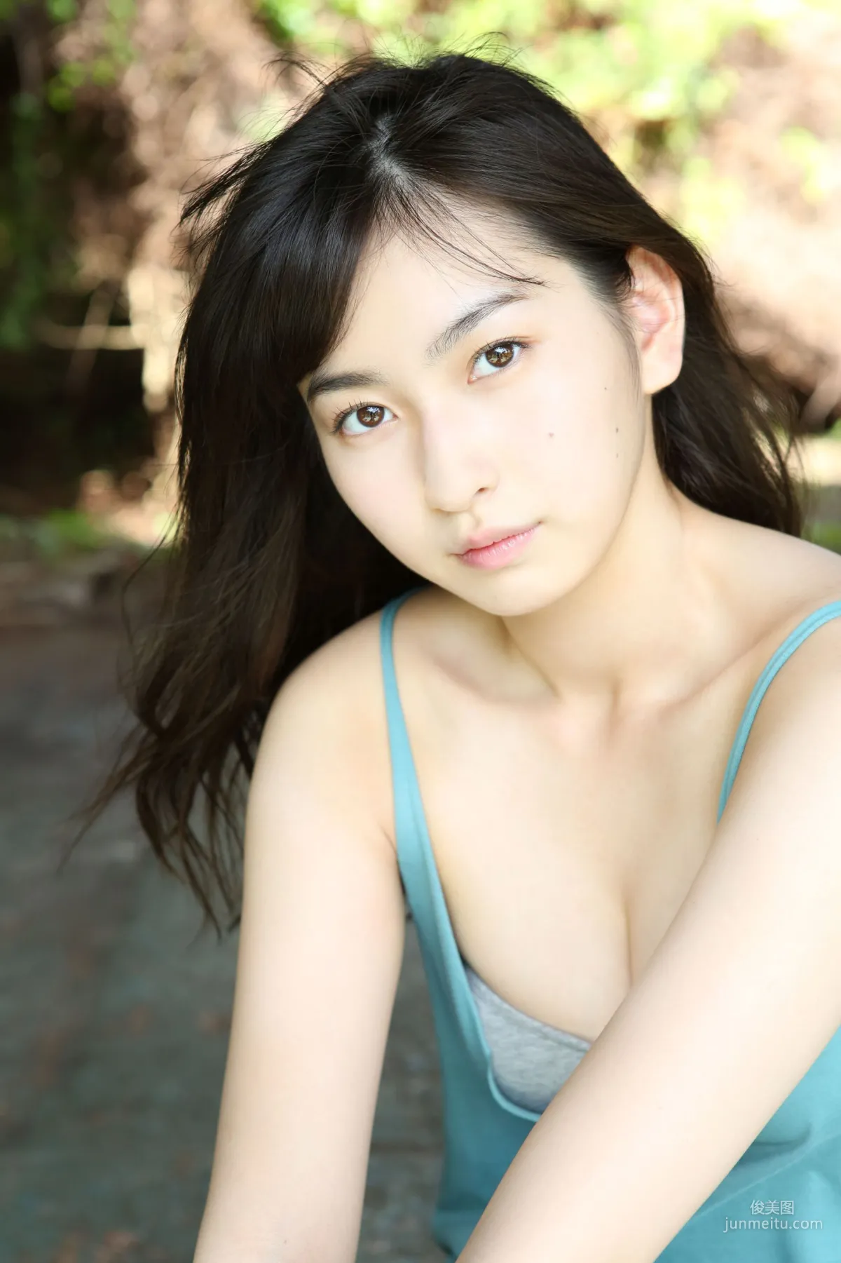 Akari Uemura/Akari Uemura [Hello! Project Digital Books] Vol.150 Photo Set photo 26