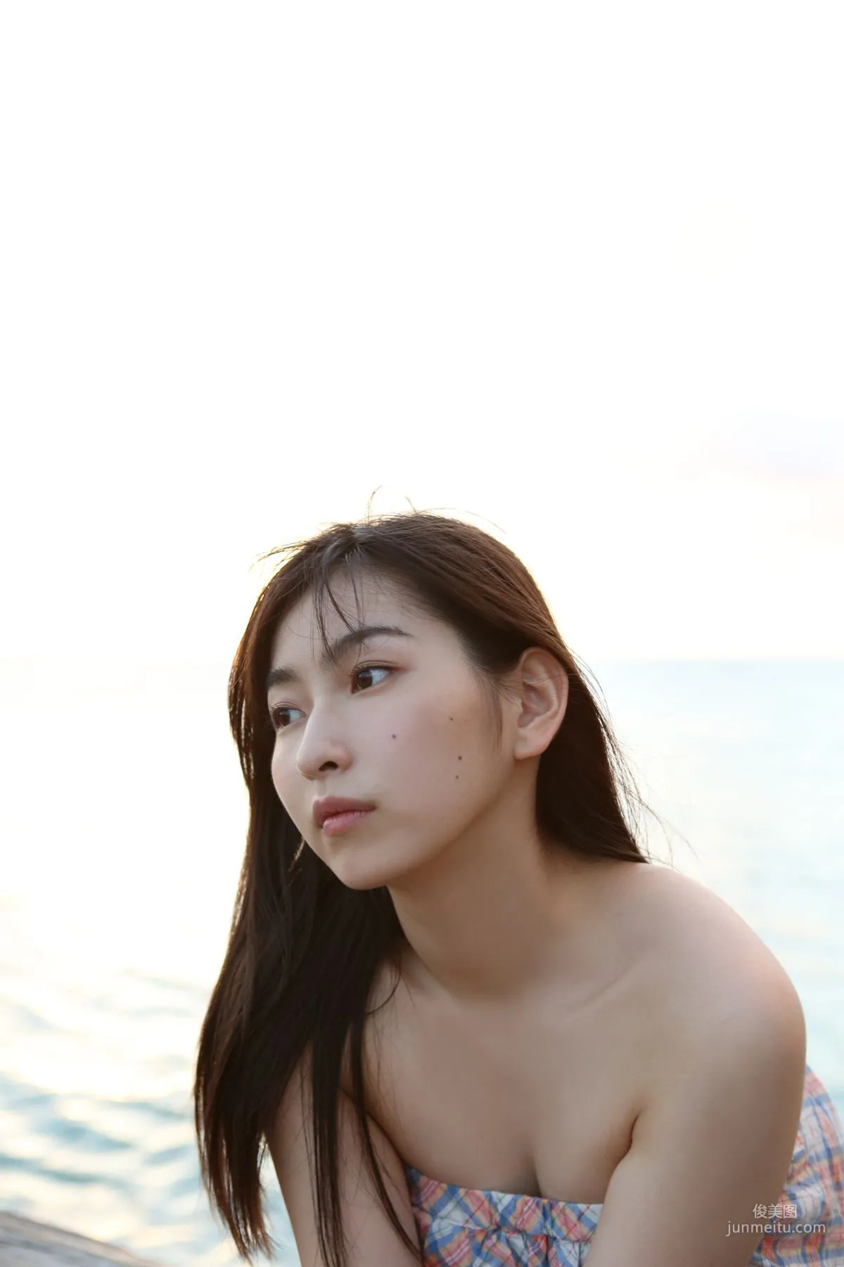 Akari Uemura [Hello! Project Digital Books] Vol.151 Photo Set photo 56