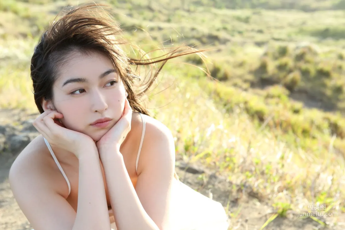 Akari Uemura [Hello! Project Digital Books] Vol.151 Photo Set photo 66