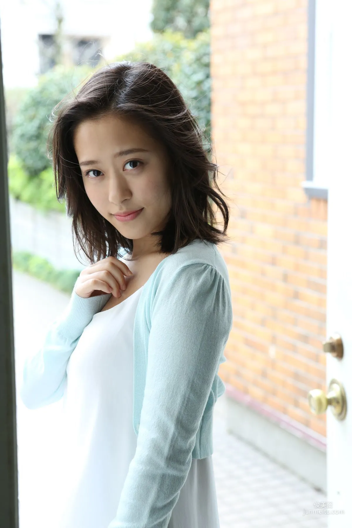 Sakura Oda [Hello! Project Digital Books] Vol.148 Photo Set photo 68