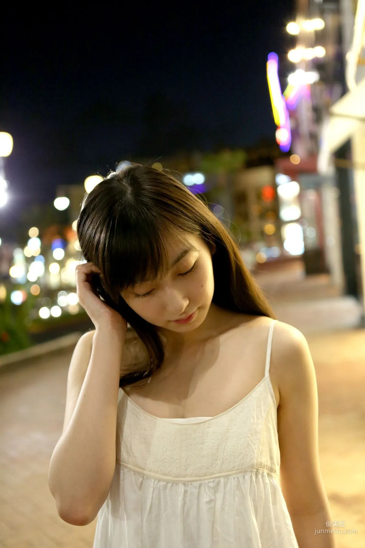 Akari Uemura/Akari Uemura [Hello! Project Digital Books] Vol.150 Photo Set photo 20