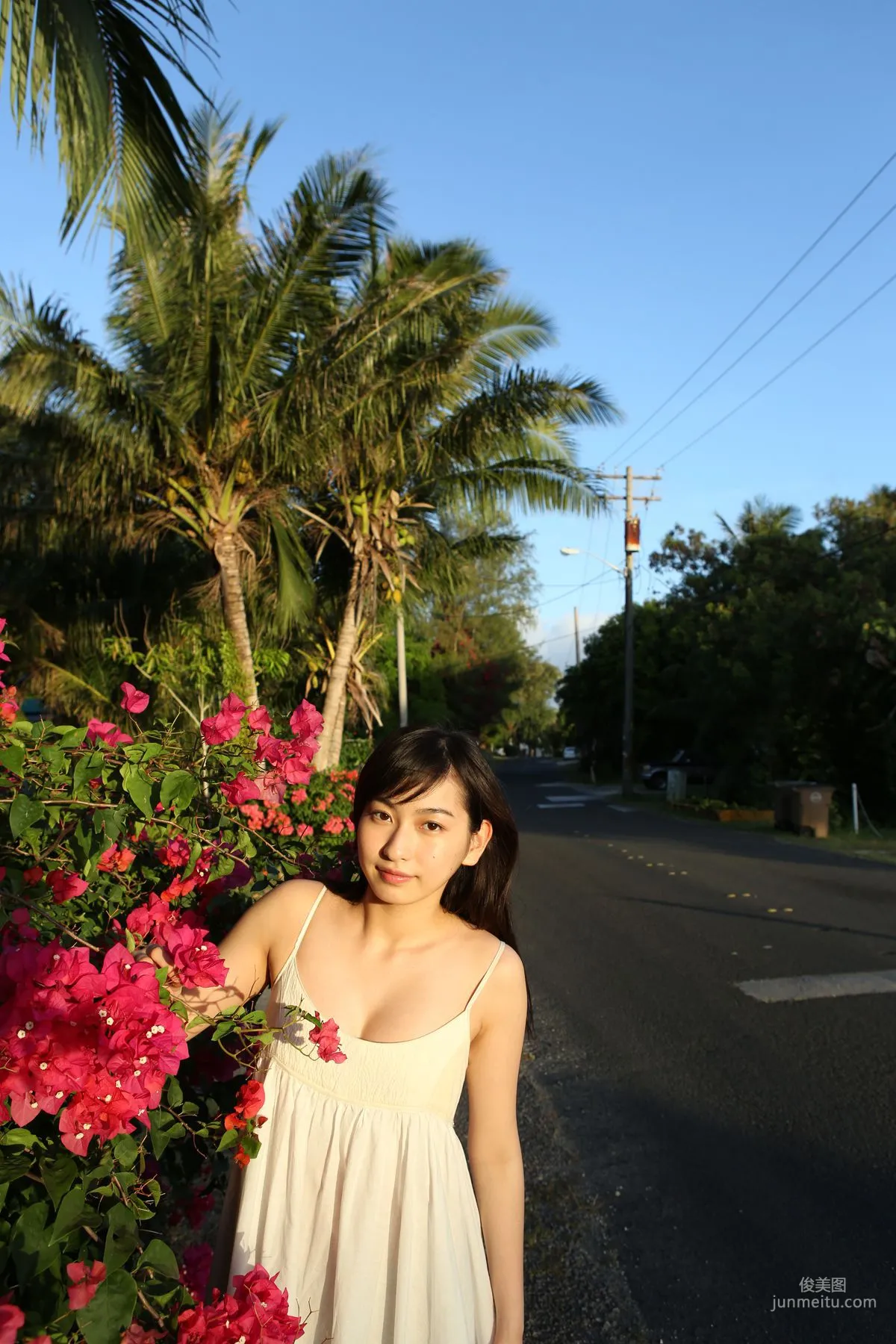 Akari Uemura [Hello! Project Digital Books] Vol.151 Photo Set photo 75