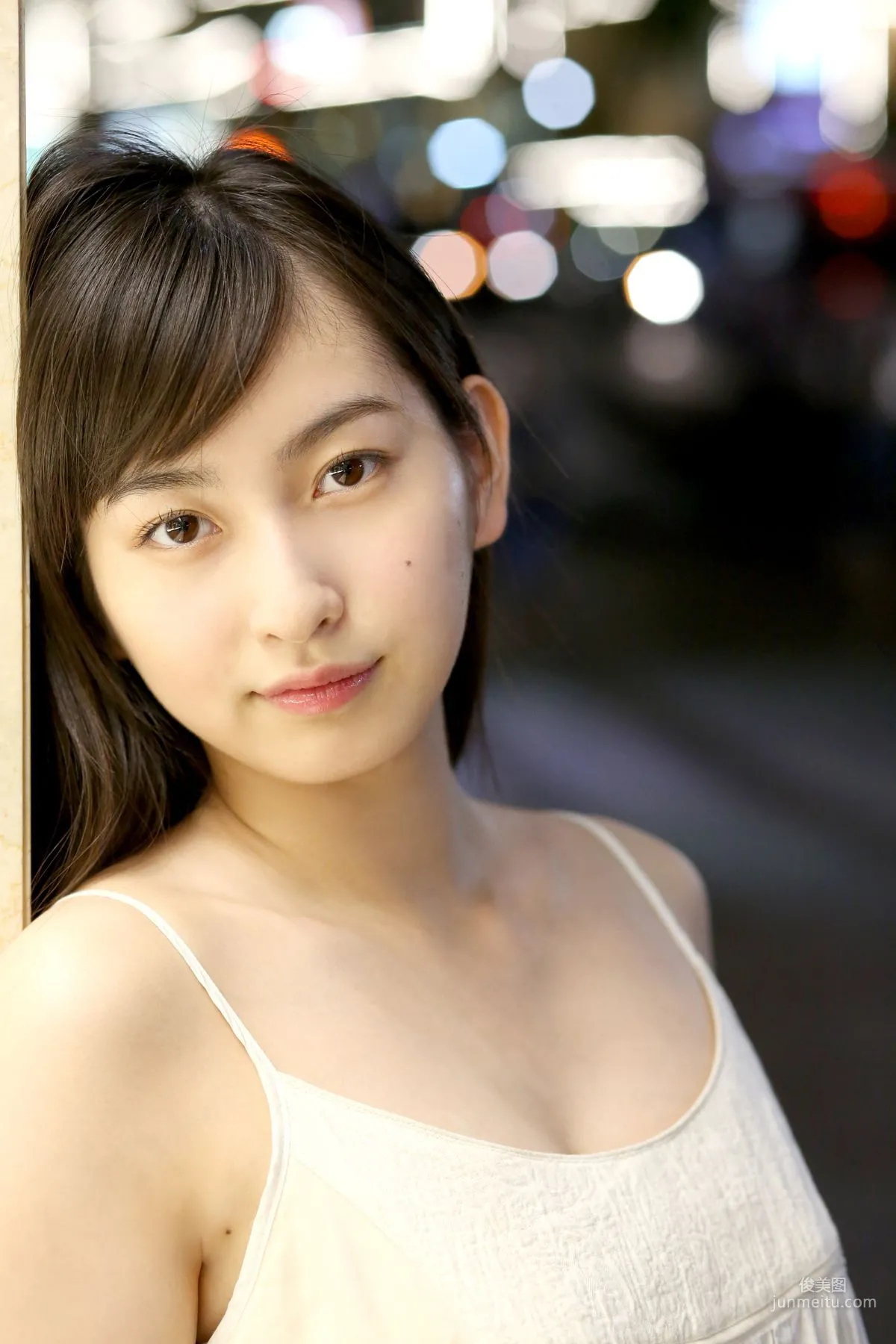 Akari Uemura/Akari Uemura [Hello! Project Digital Books] Vol.150 Photo Set photo 25