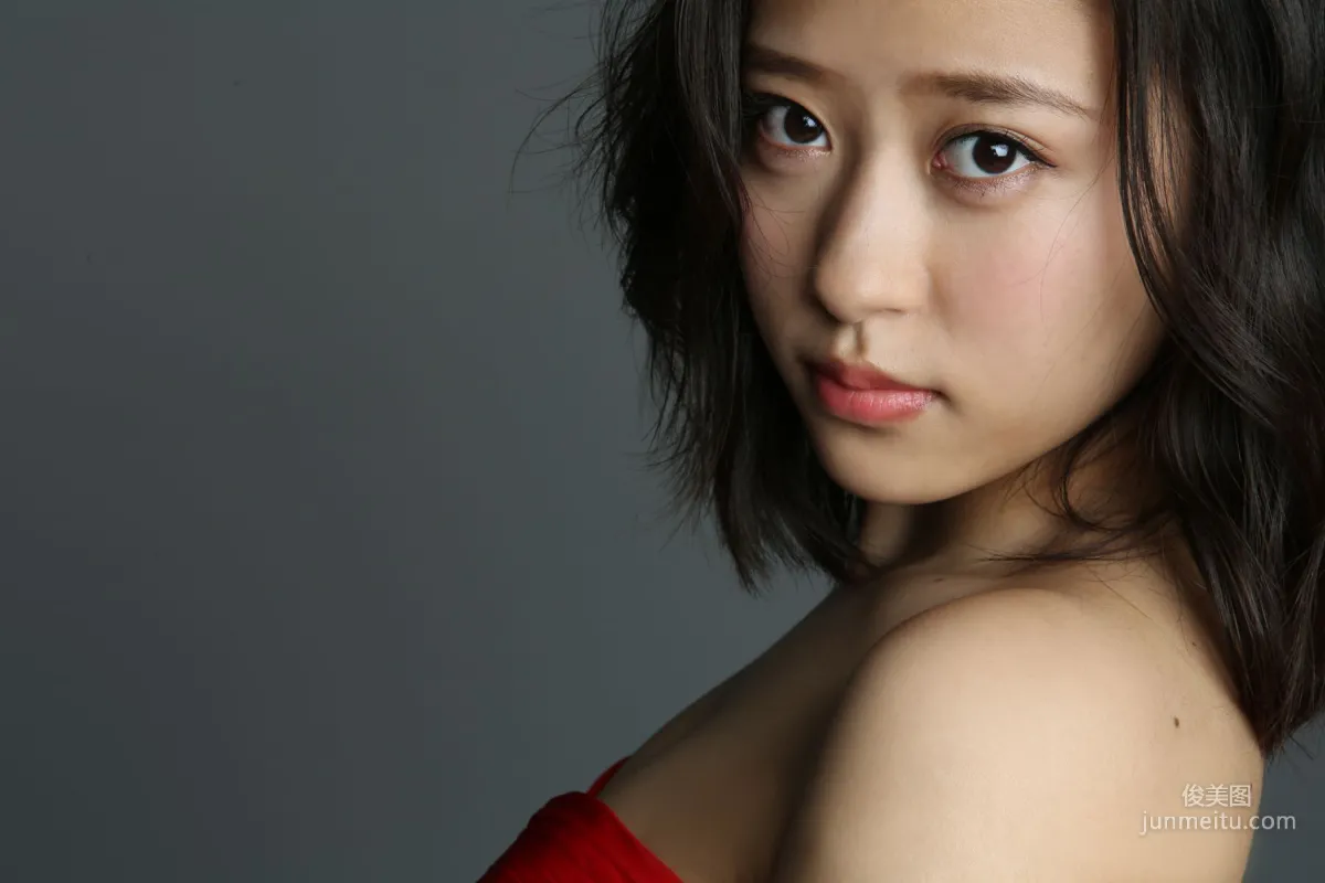 Sakura Oda [Hello! Project Digital Books] Vol.148 Photo Set photo 98