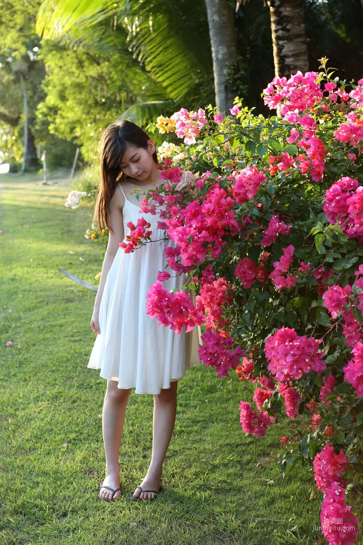 Akari Uemura [Hello! Project Digital Books] Vol.151 Photo Set photo 78