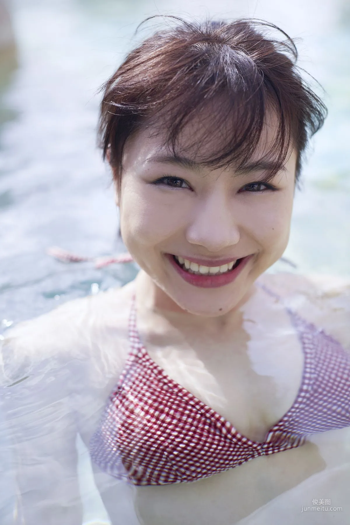 石田亜佑美 Ishida Ayumi [Hello! Project Digital Books] Vol.149 写真集37
