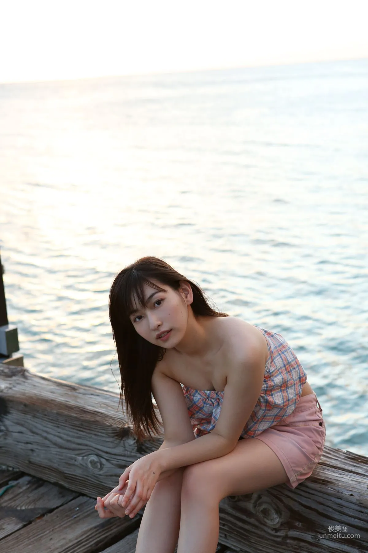 Akari Uemura [Hello! Project Digital Books] Vol.151 Photo Set photo 48