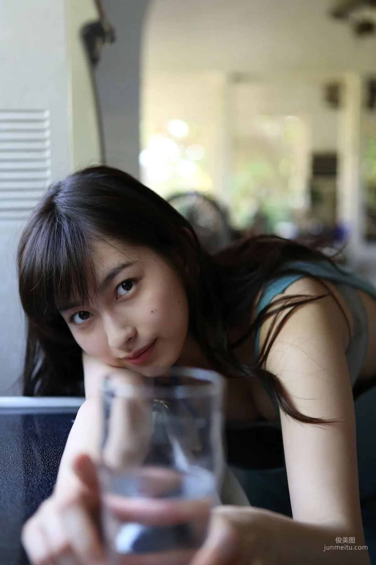Akari Uemura/Akari Uemura [Hello! Project Digital Books] Vol.150 Photo Set photo 38