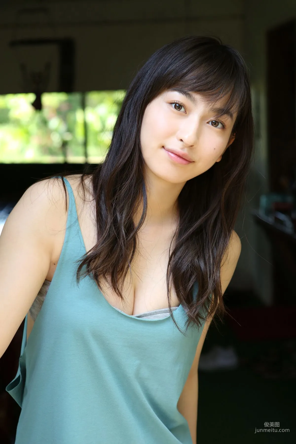 Akari Uemura/Akari Uemura [Hello! Project Digital Books] Vol.150 Photo Set photo 28