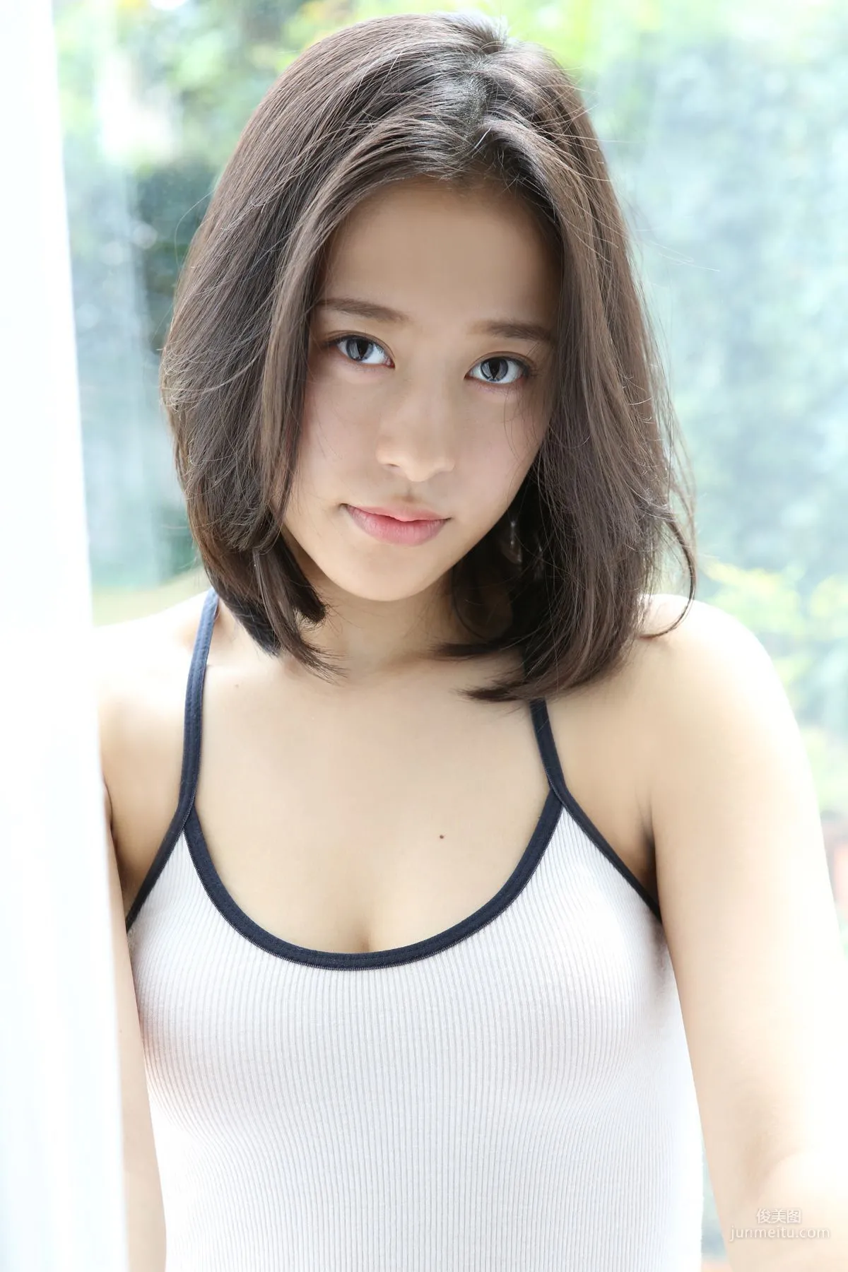 Sakura Oda [Hello! Project Digital Books] Vol.148 Photo Set photo 52