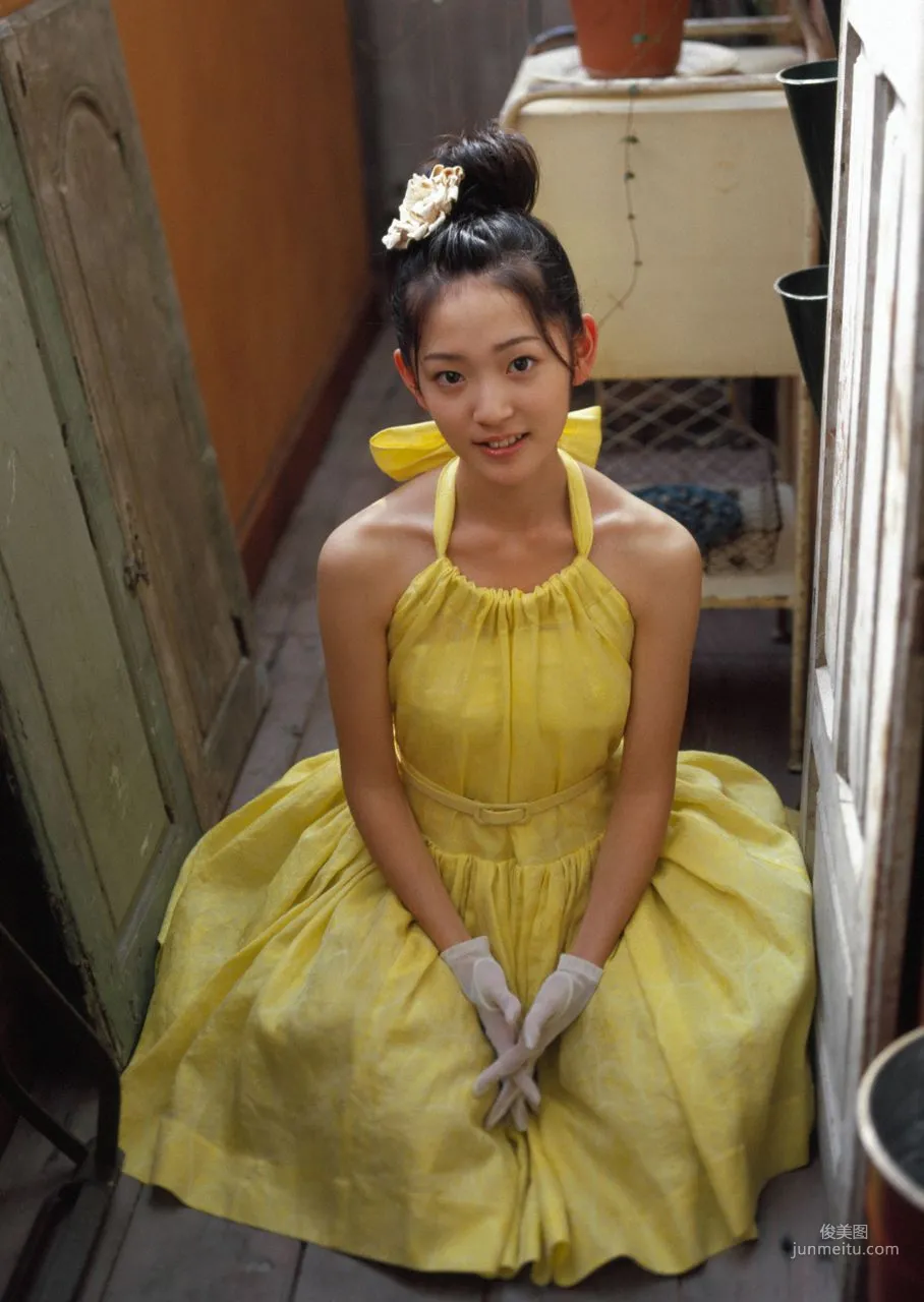 Airi Suzuki [Hello! Project Digital Books] Vol.43 Photo Set photo 32