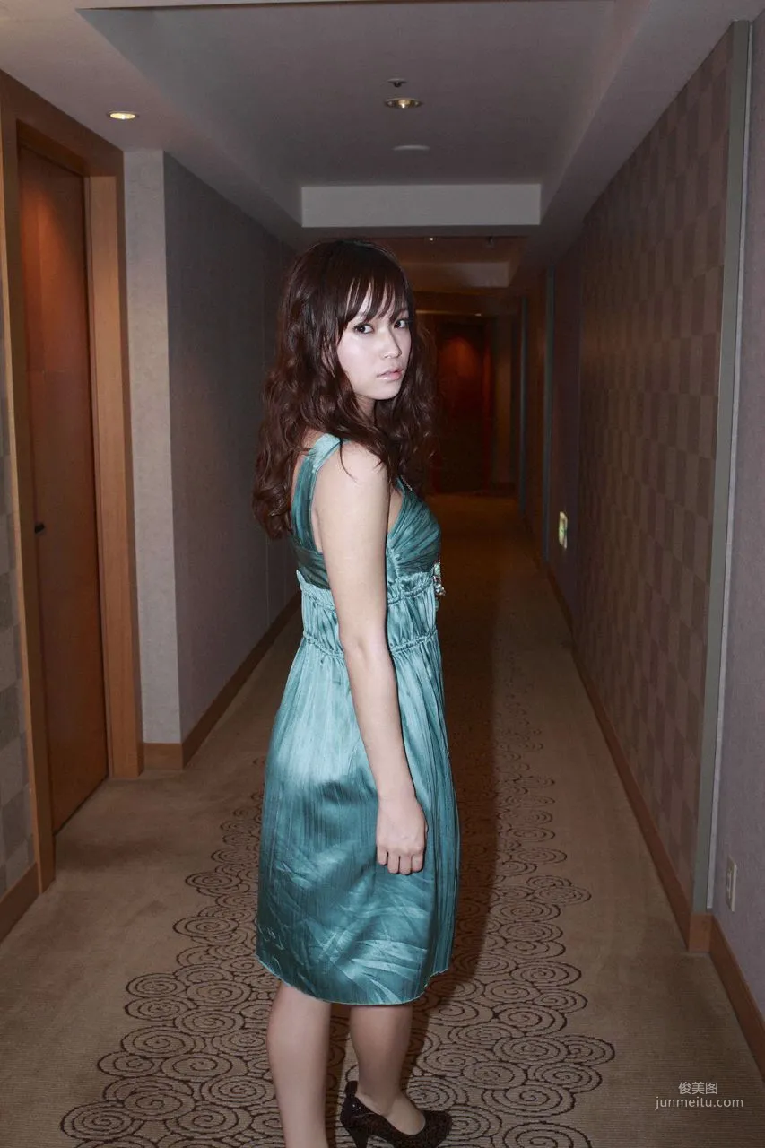 Eri Kamei [Hello! Project Digital Books] Vol.65 Photo Set photo 25