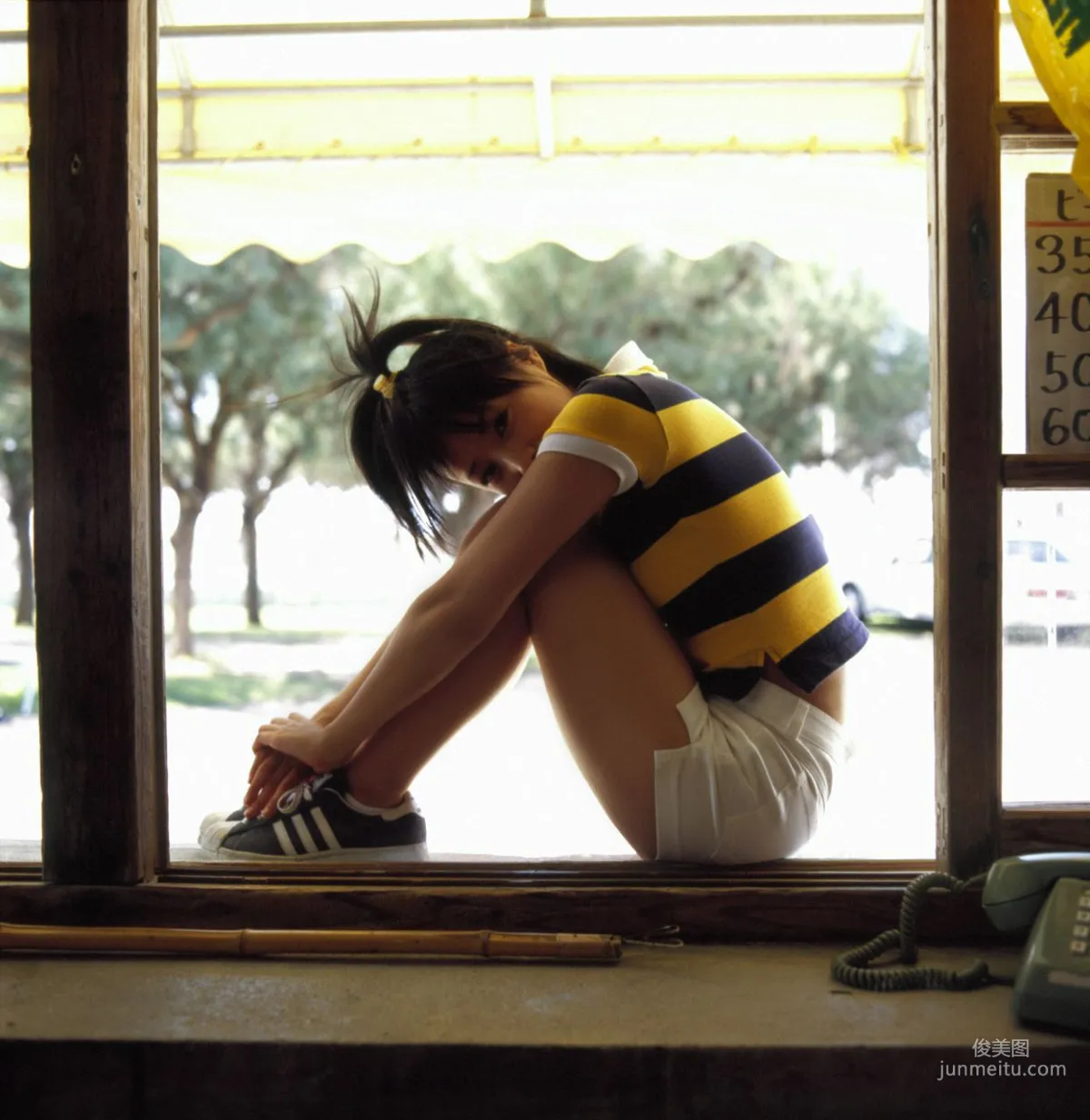 Eri Kamei [Hello! Project Digital Books] Vol.17 Photo Set photo 9