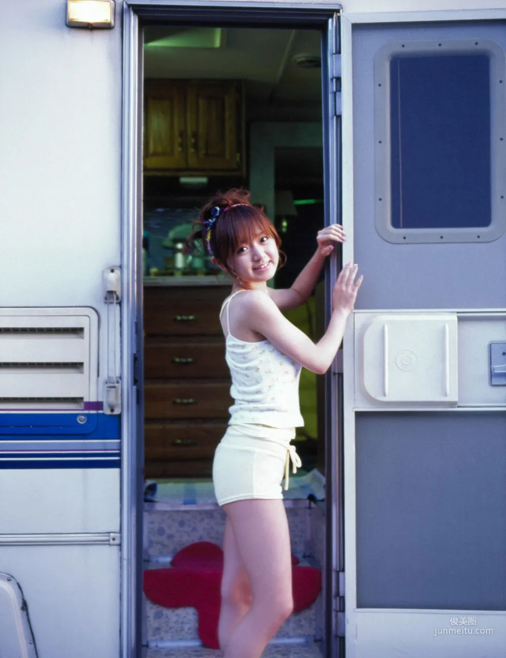 Asami Konno [Hello! Project Digital Books] Vol.36 Photo Set photo 65