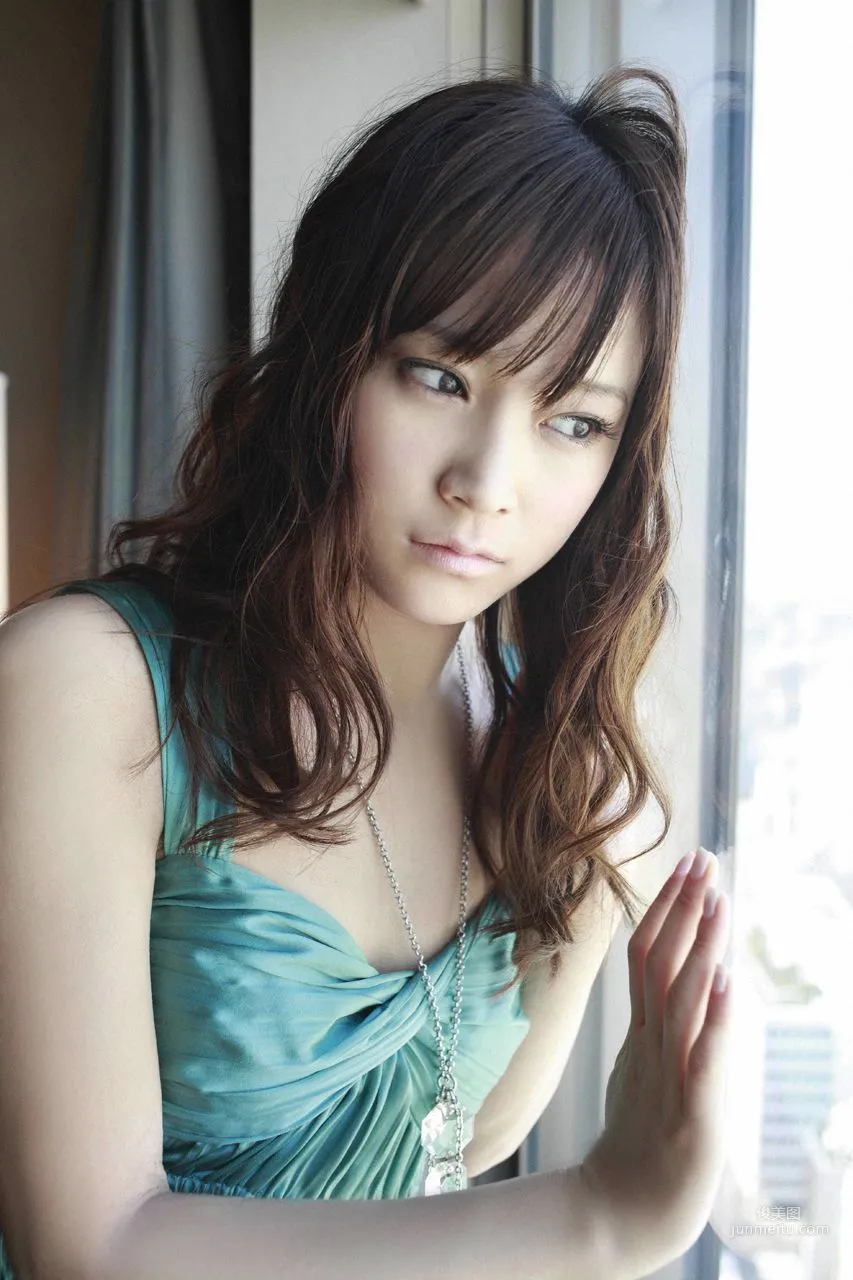 Eri Kamei [Hello! Project Digital Books] Vol.65 Photo Set photo 38