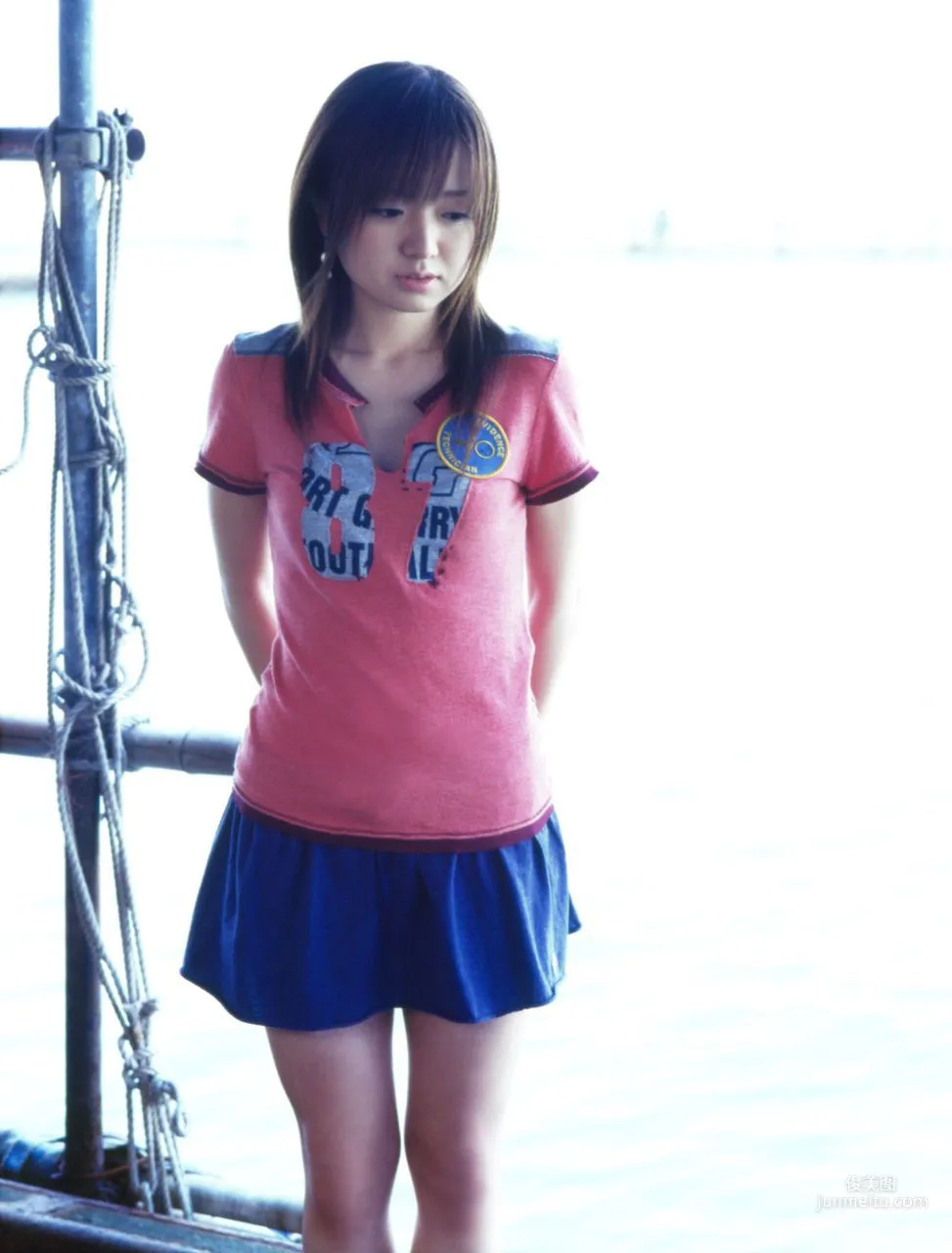 Asami Konno [Hello! Project Digital Books] Vol.36 Photo Set photo 40
