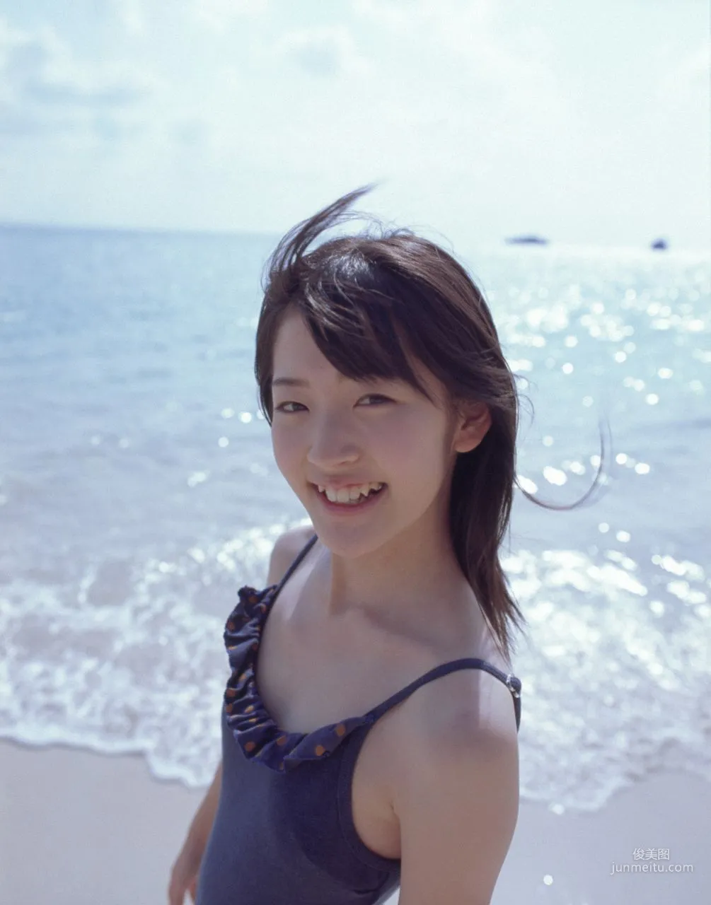 Airi Suzuki [Hello! Project Digital Books] Vol.43 Photo Set photo 88