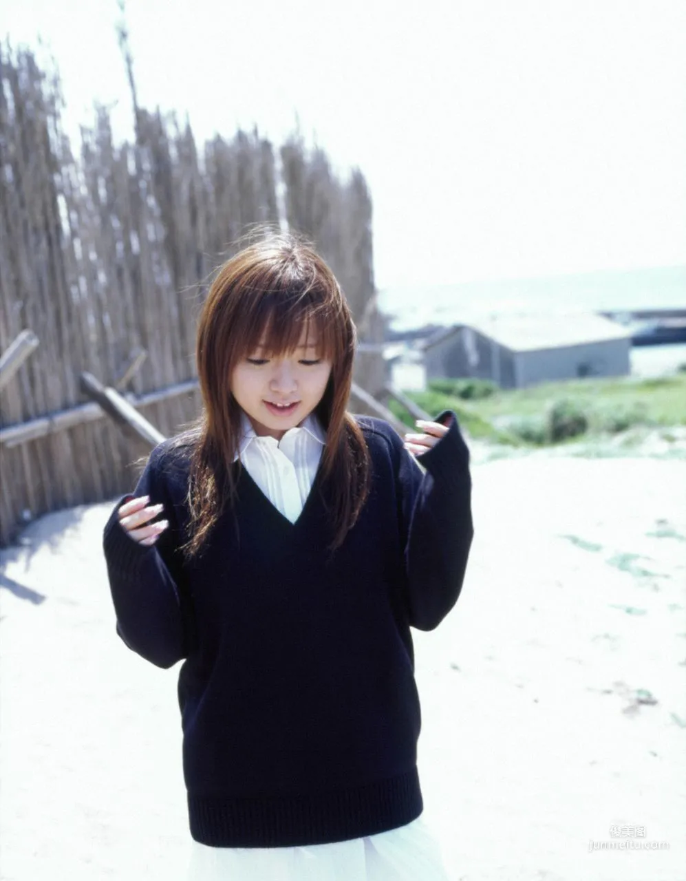 Asami Konno [Hello! Project Digital Books] Vol.36 Photo Set photo 10