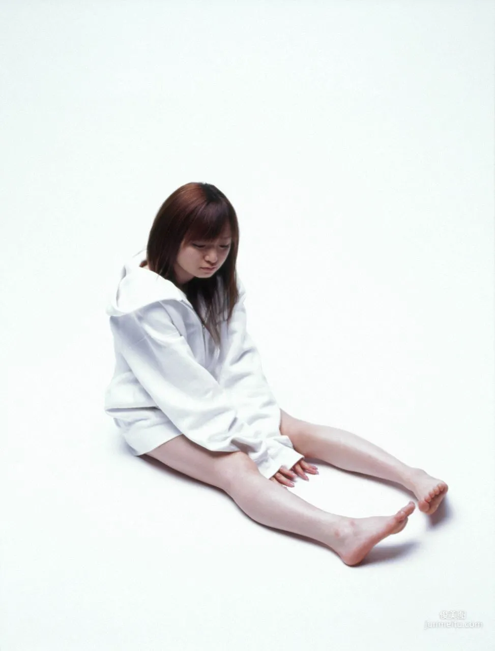 Asami Konno [Hello! Project Digital Books] Vol.36 Photo Set photo 78